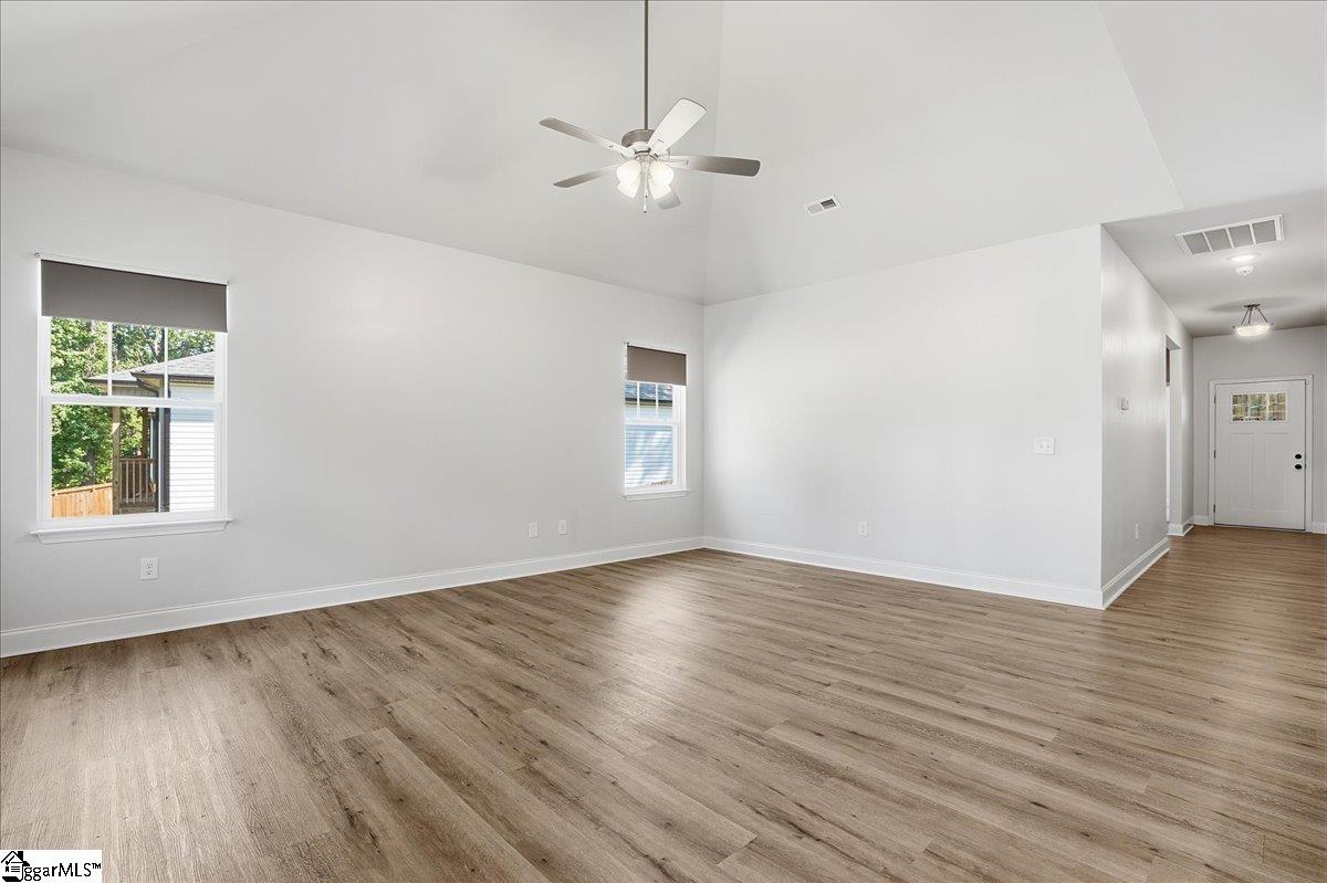 411 Hillside Drive Property Photo 10