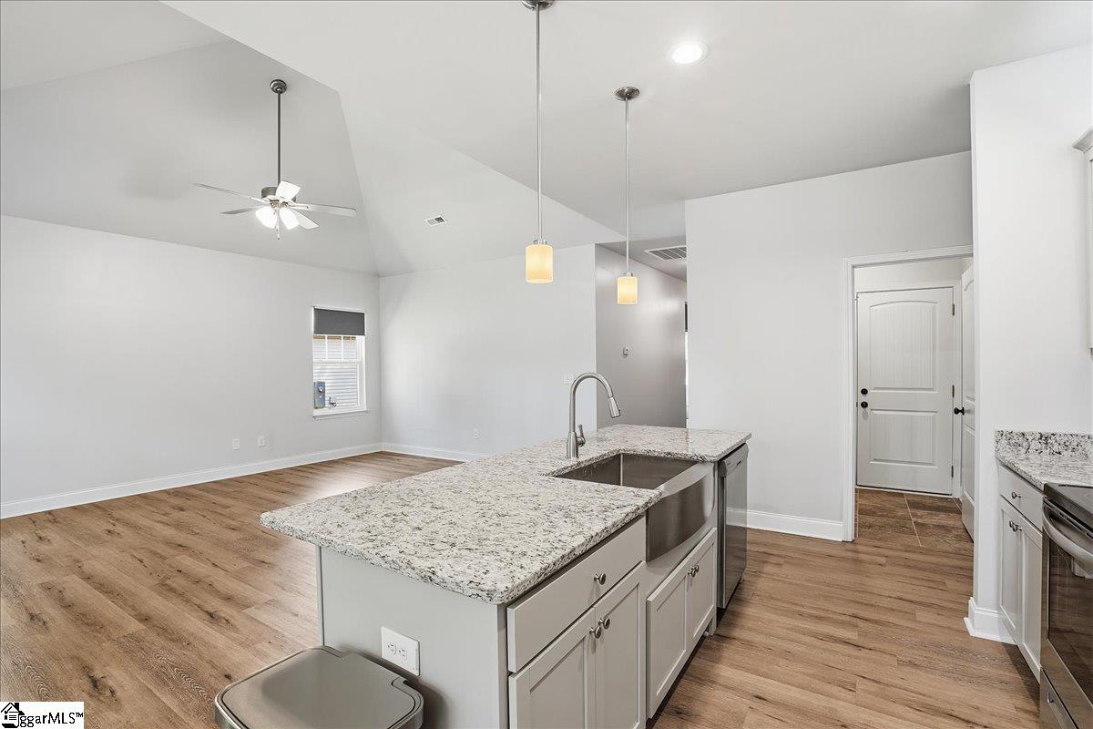 411 Hillside Drive Property Photo 18