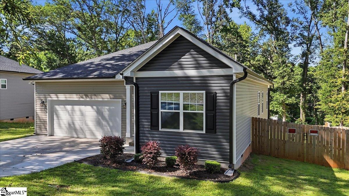 411 Hillside Drive Property Photo 41