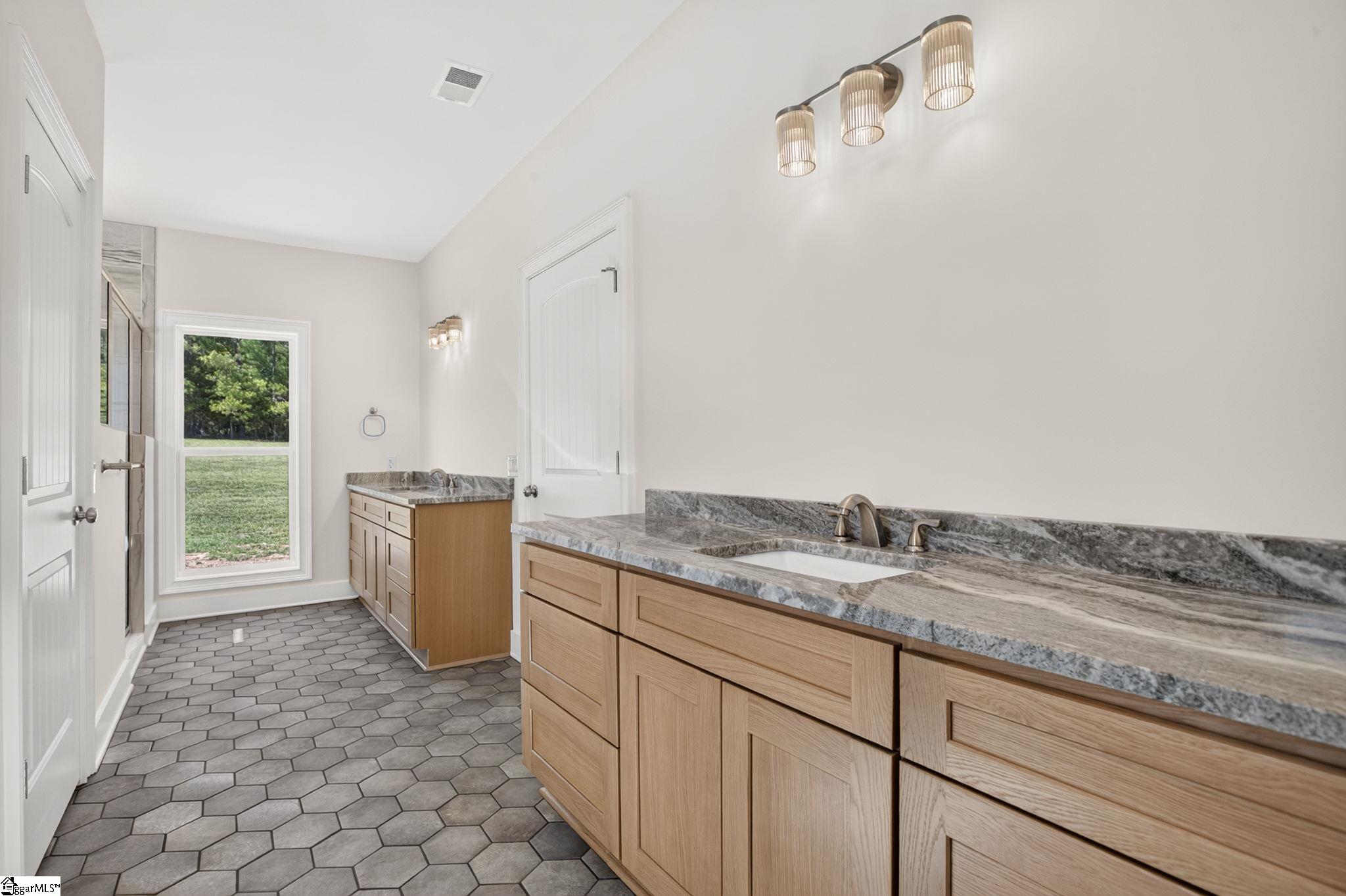 406 Casey Road Property Photo 17