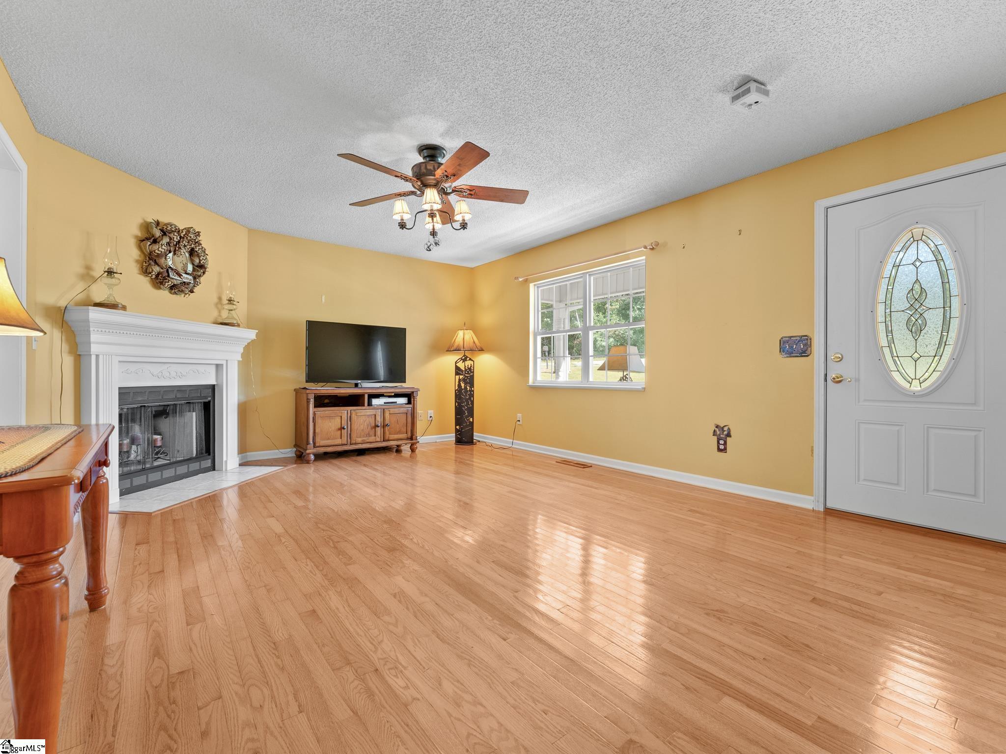 119 Mockingbird Lane Property Photo 7