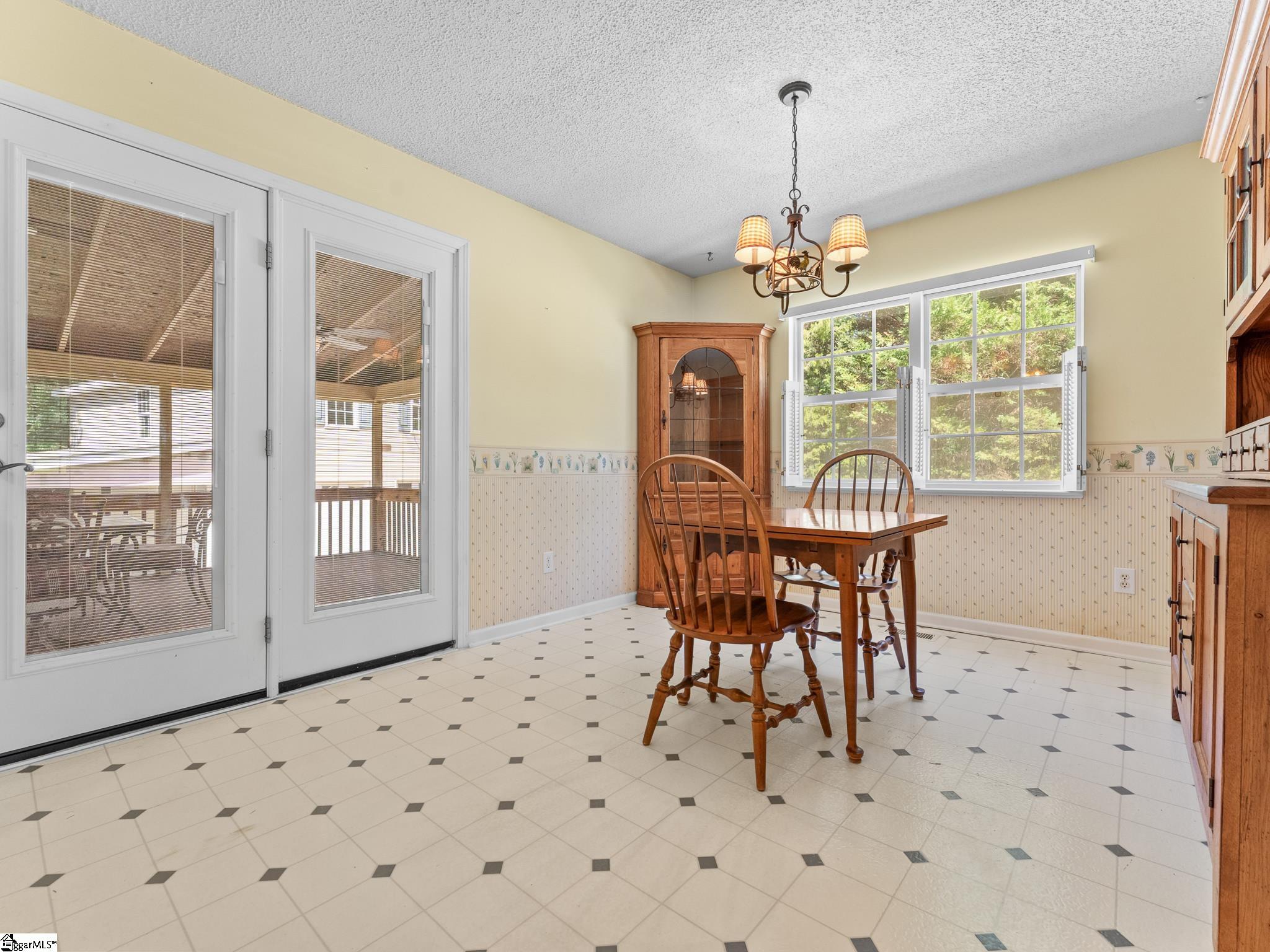 119 Mockingbird Lane Property Photo 10