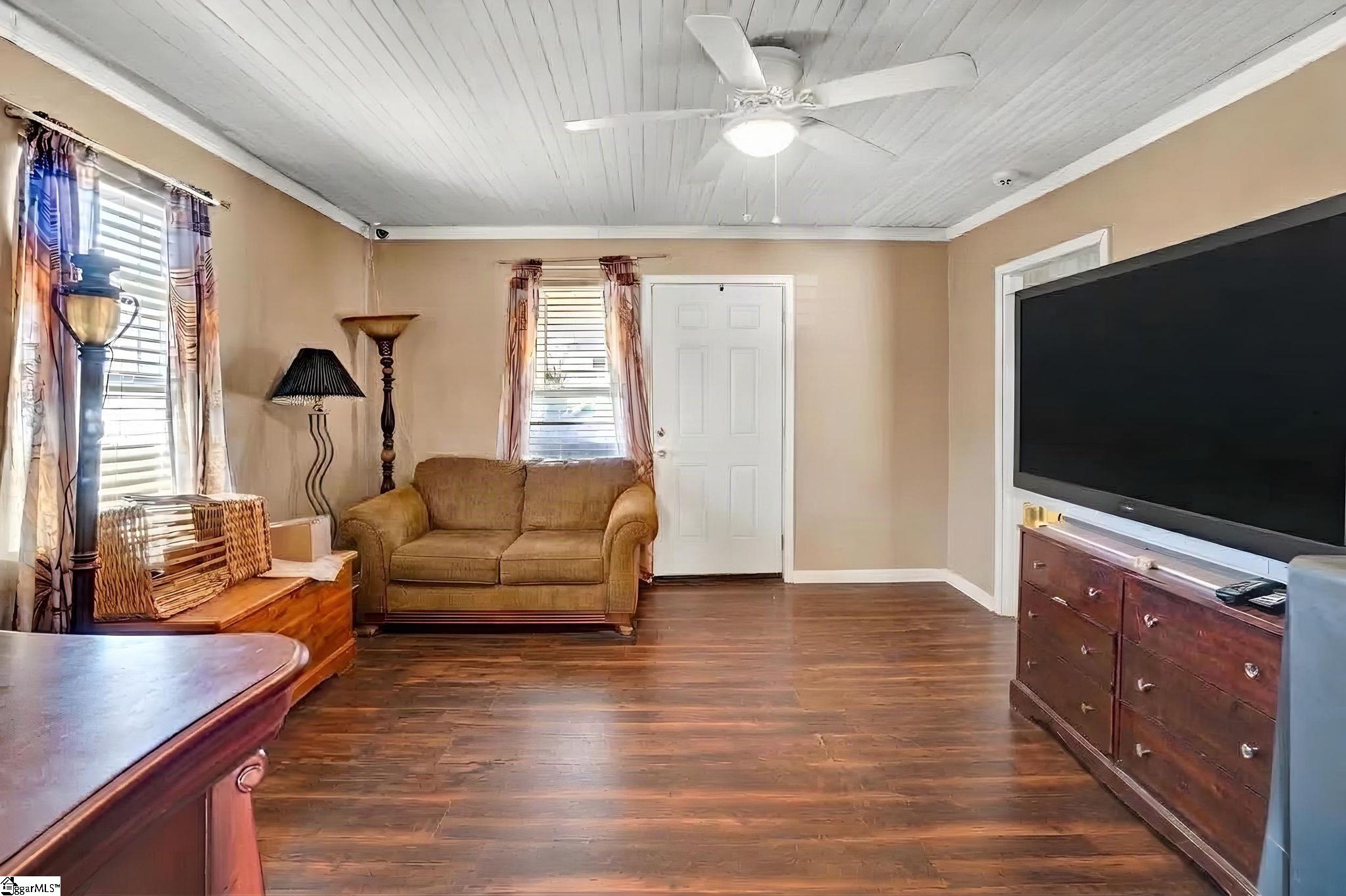 105 Judson Road Property Photo 3