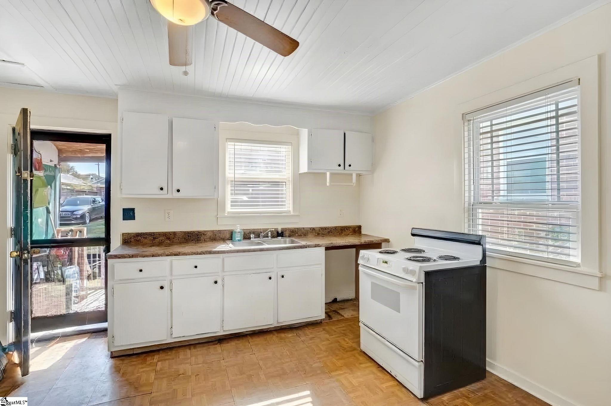 105 Judson Road Property Photo 4