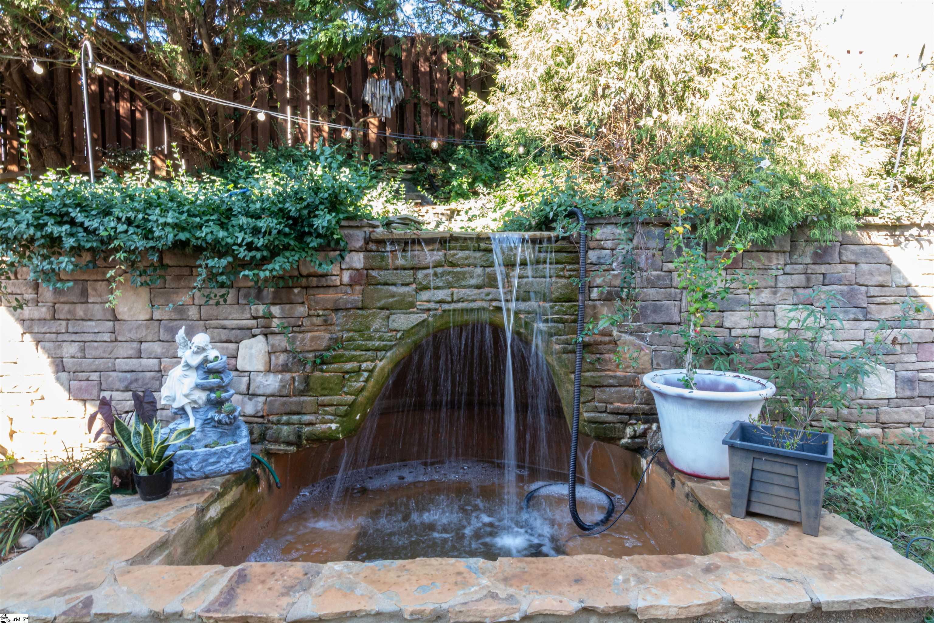11 Rosemoss Court Property Photo 6