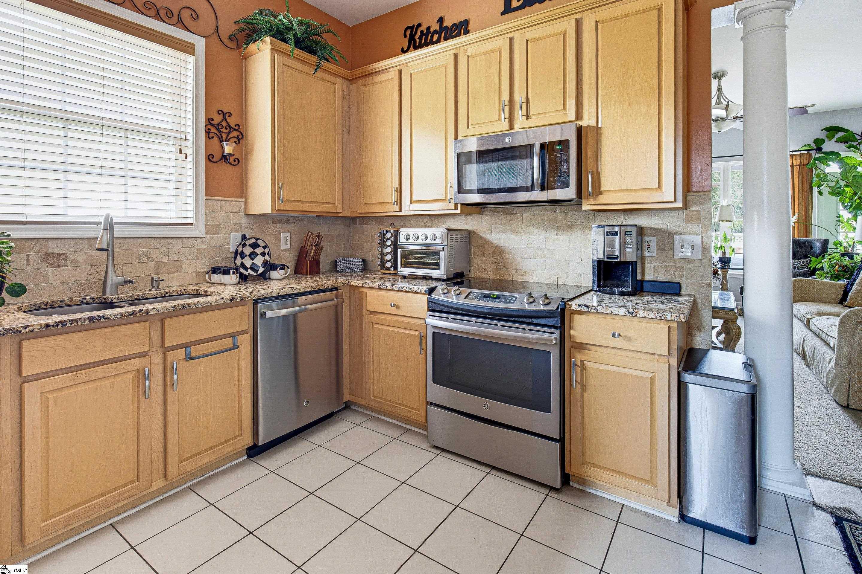 6 Tinsberry Drive Property Photo 16