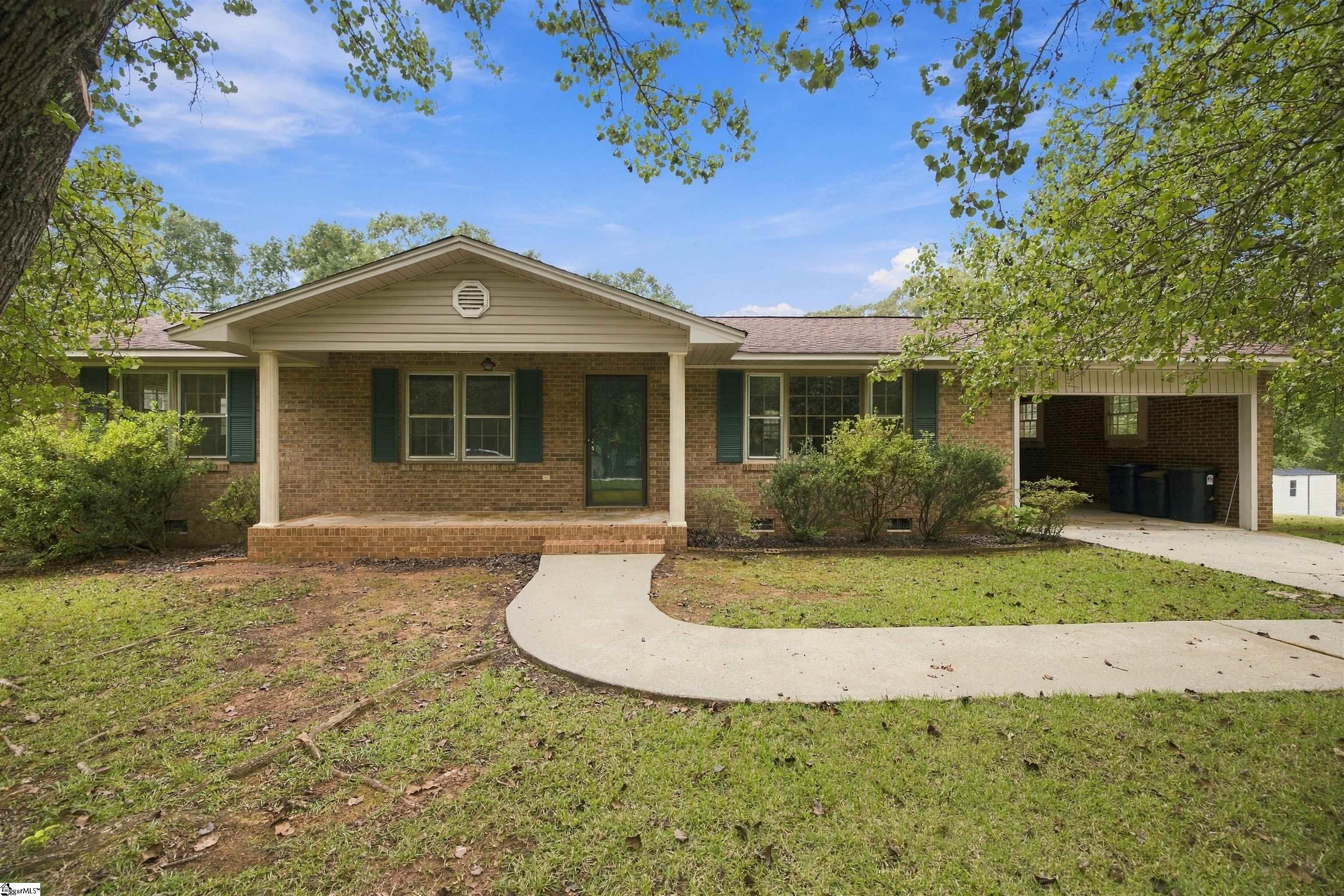 404 Forest Hills Drive Property Photo 1