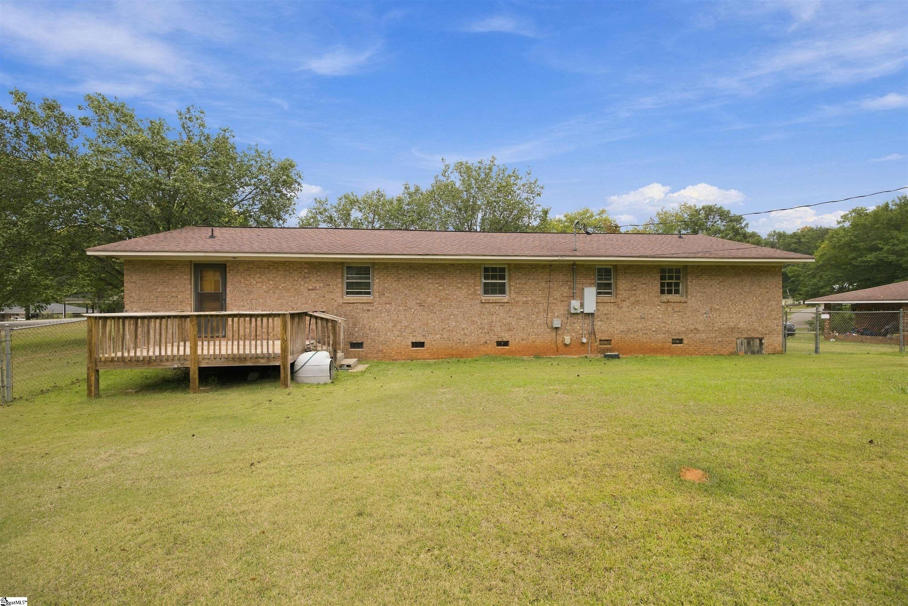 404 Forest Hills Drive Property Photo 24