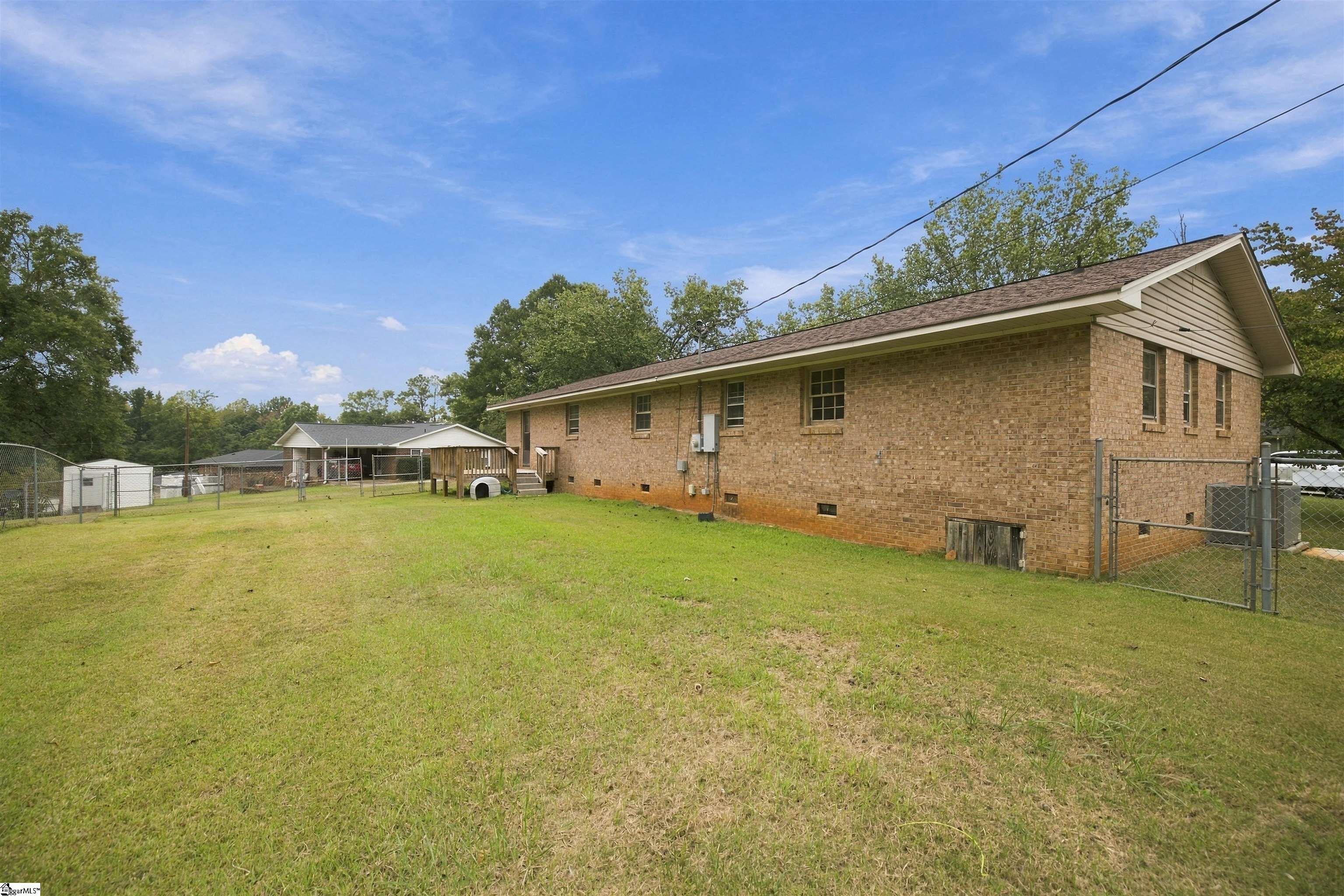 404 Forest Hills Drive Property Photo 27