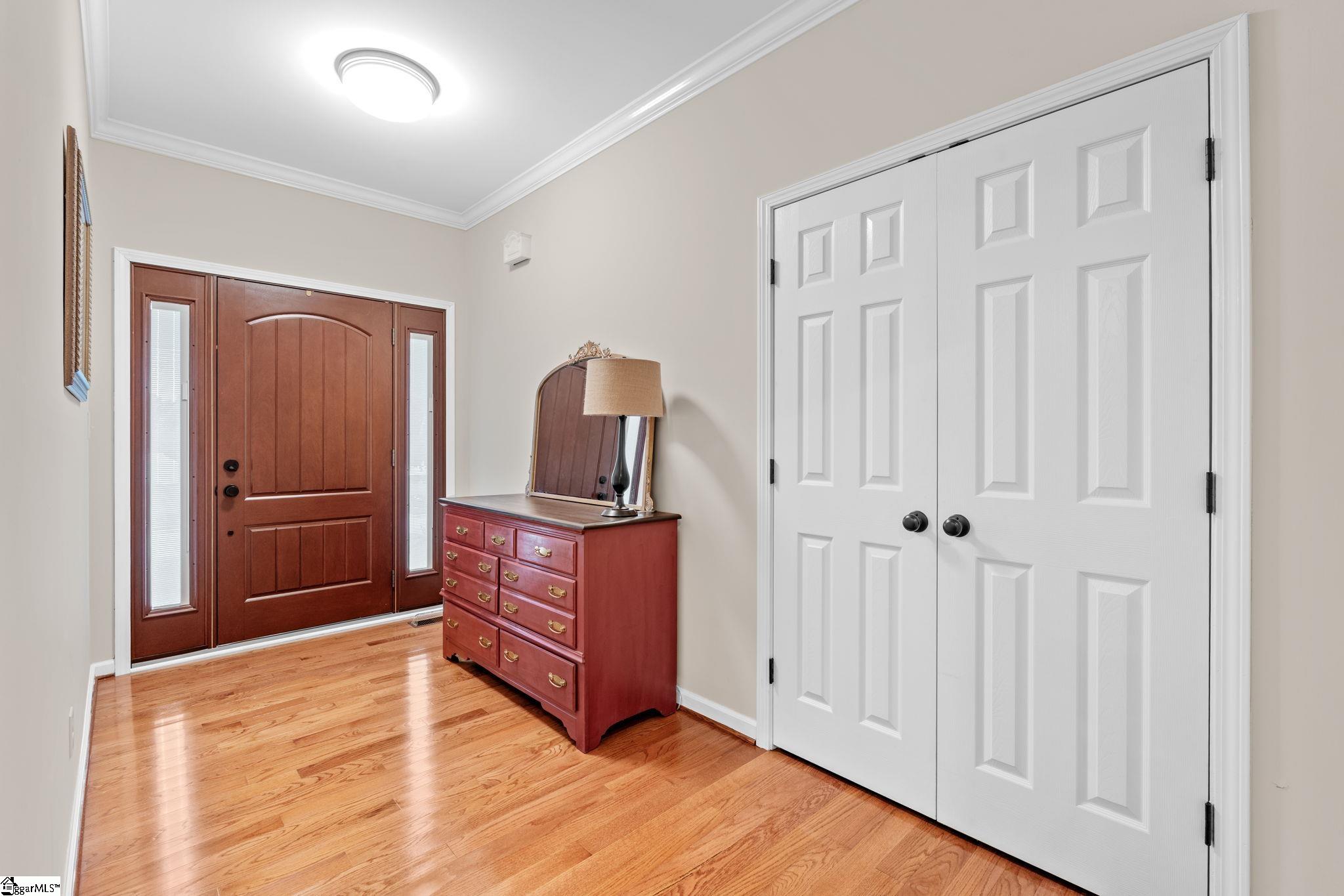 208 Legacy Farm Drive Property Photo 8