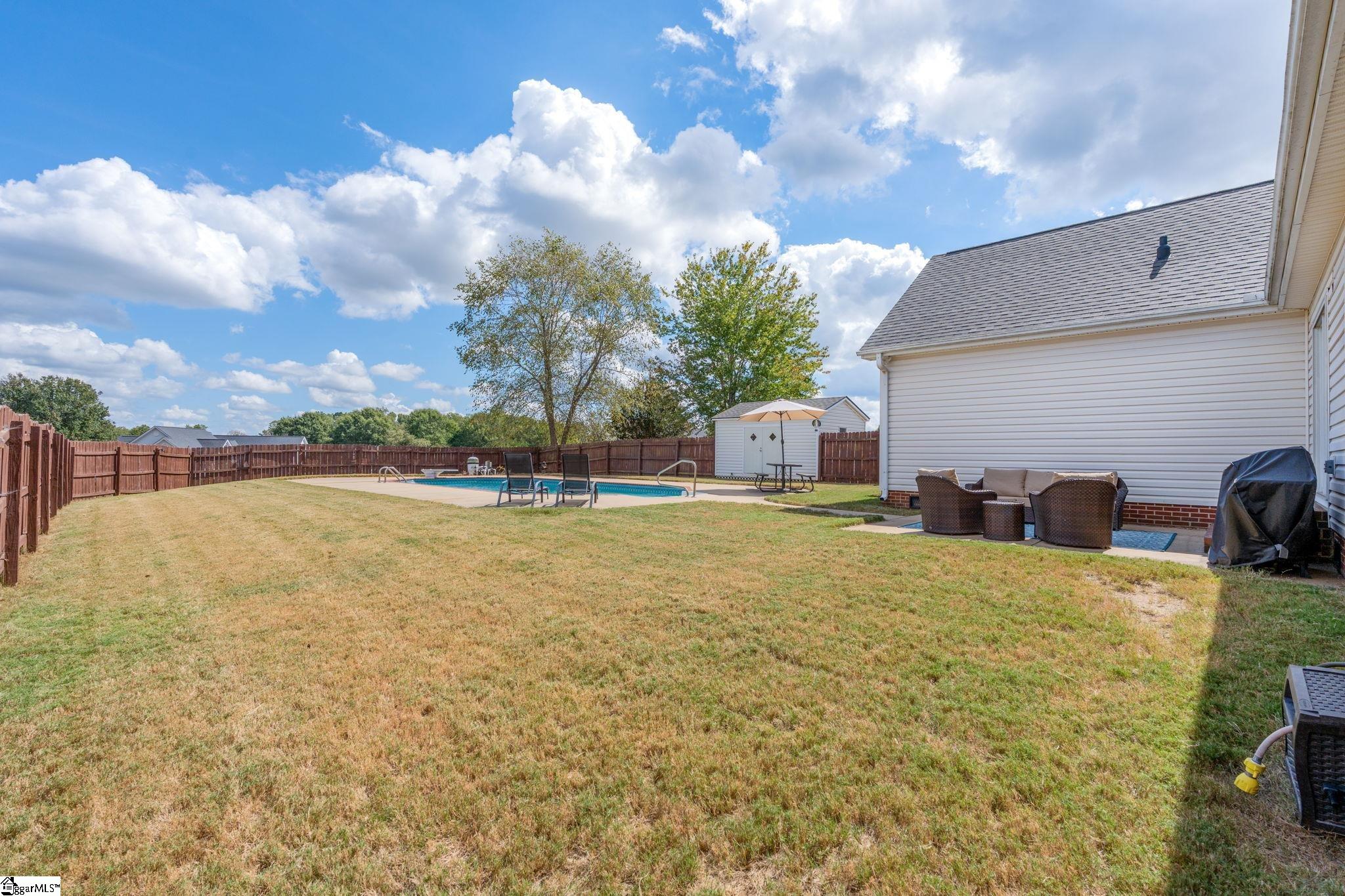 208 Legacy Farm Drive Property Photo 26
