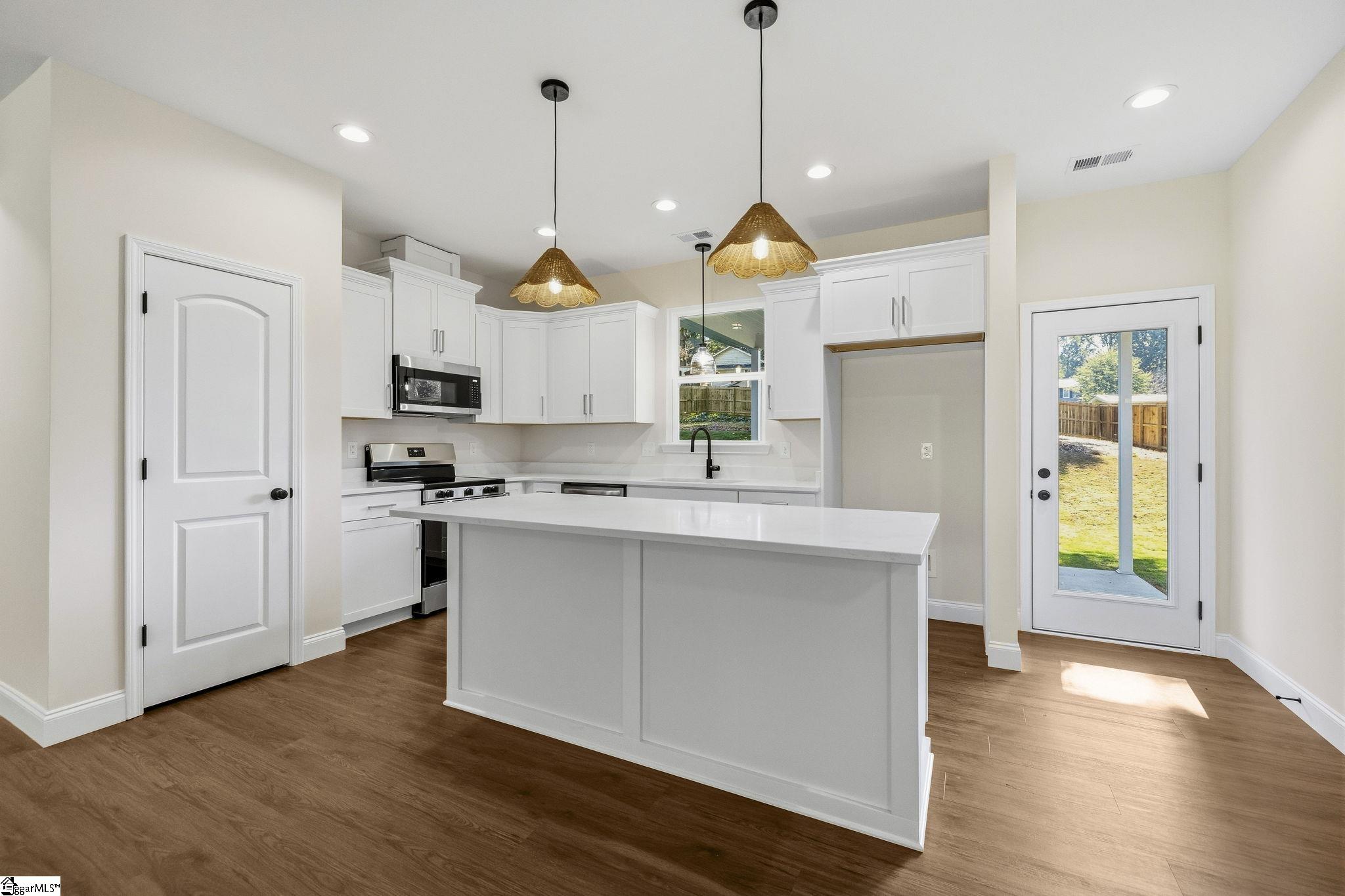 264 River Street Property Photo 10
