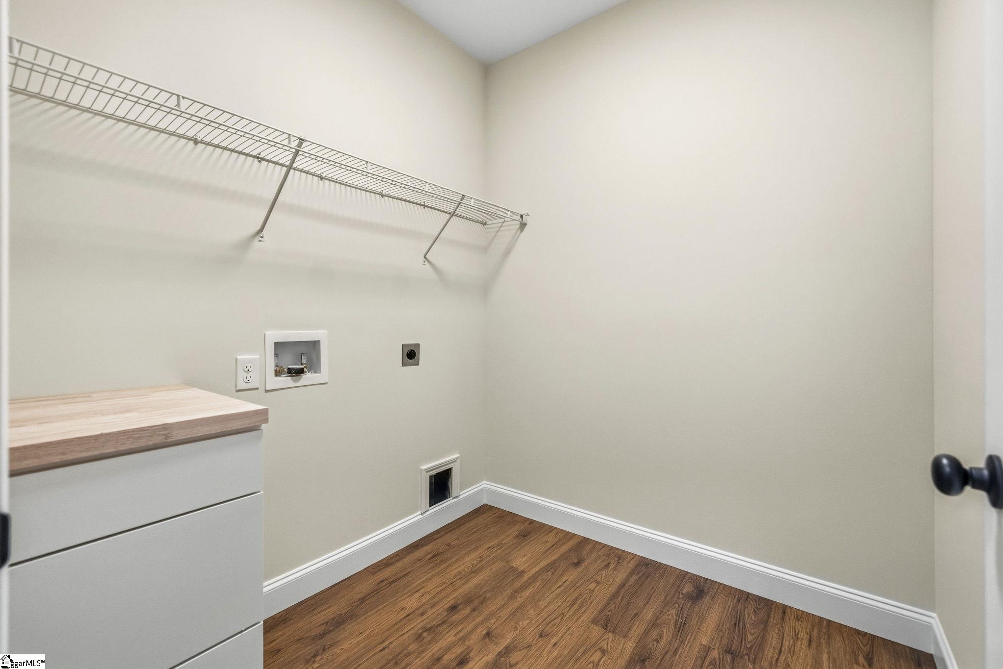 264 River Street Property Photo 13
