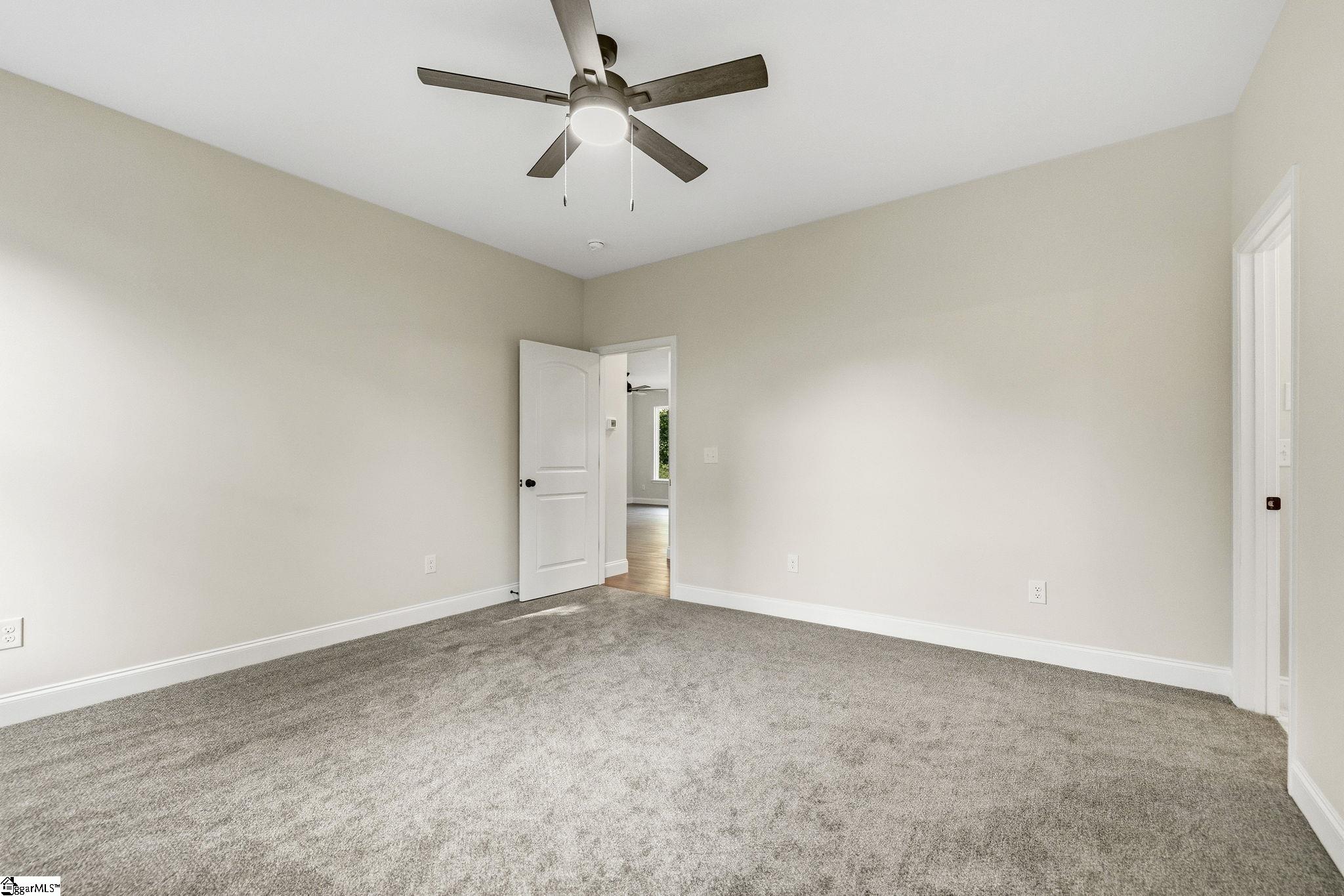 264 River Street Property Photo 15