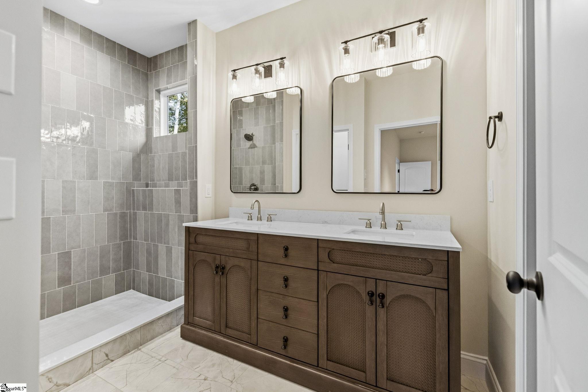 264 River Street Property Photo 16