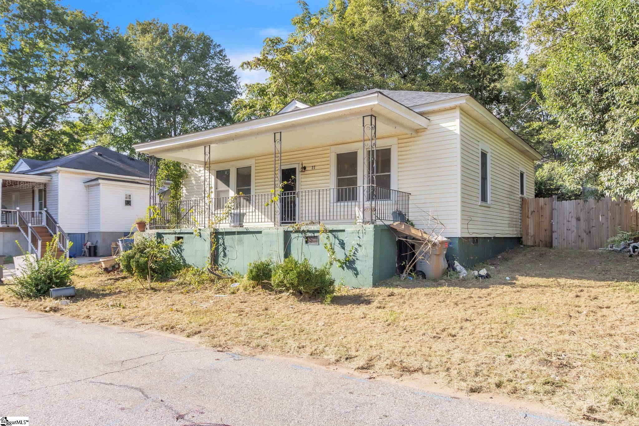 27 11th Street Property Photo 2