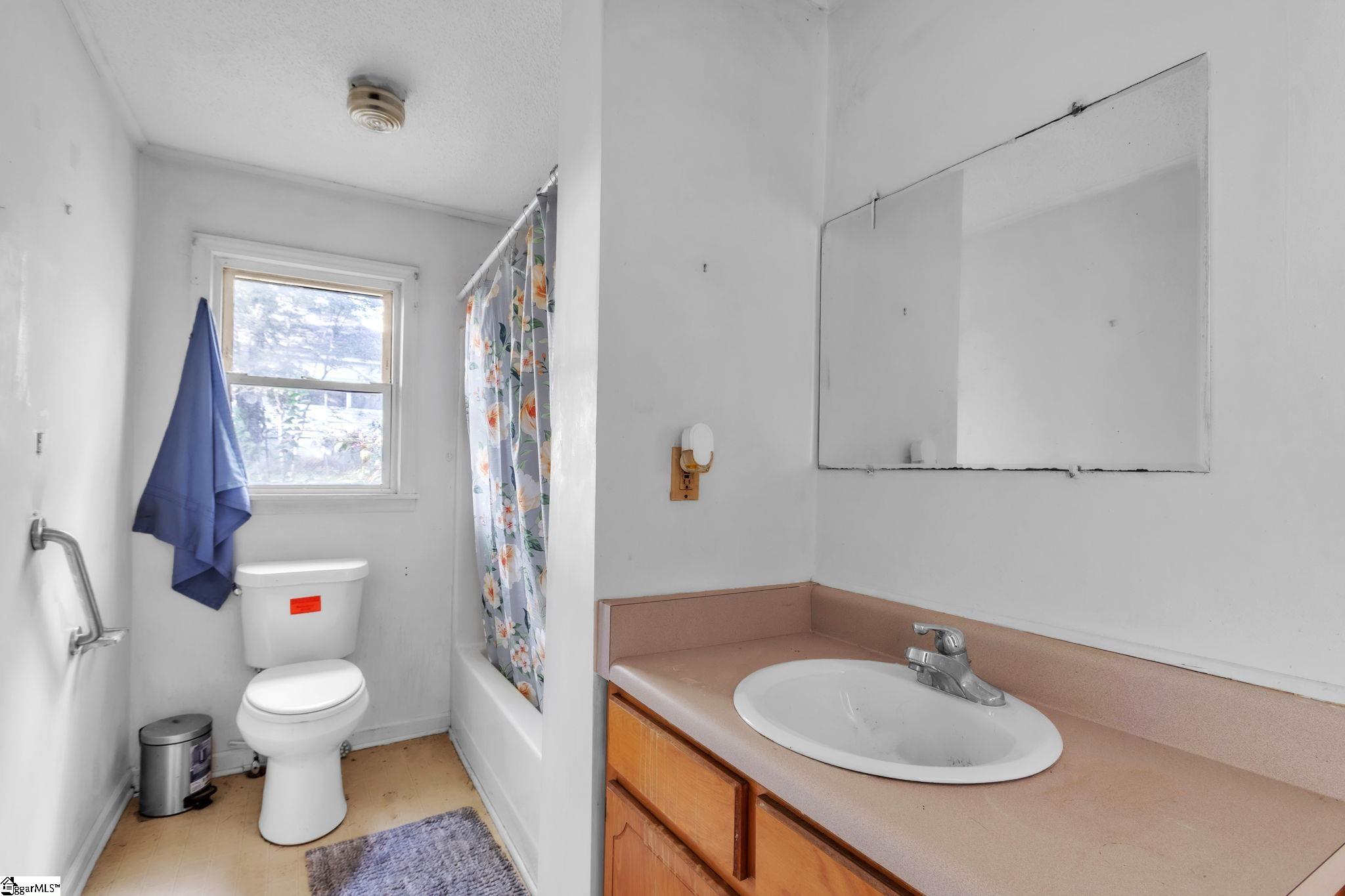 27 11th Street Property Photo 13