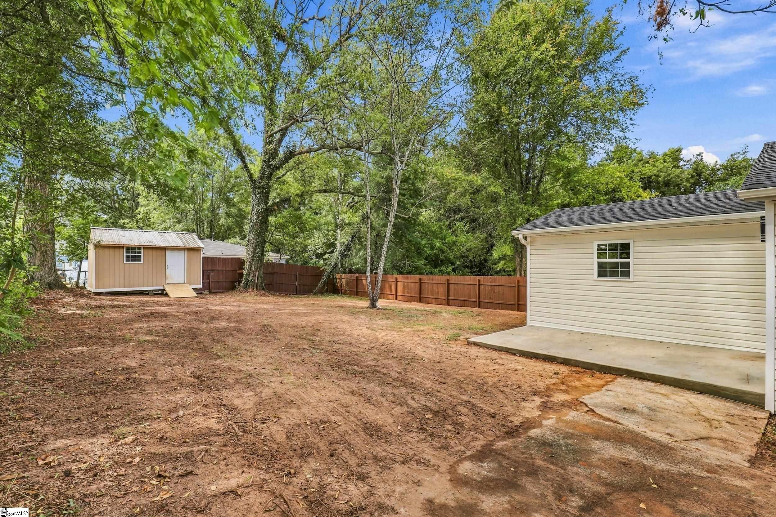 140 Simpson Avenue Property Photo 23