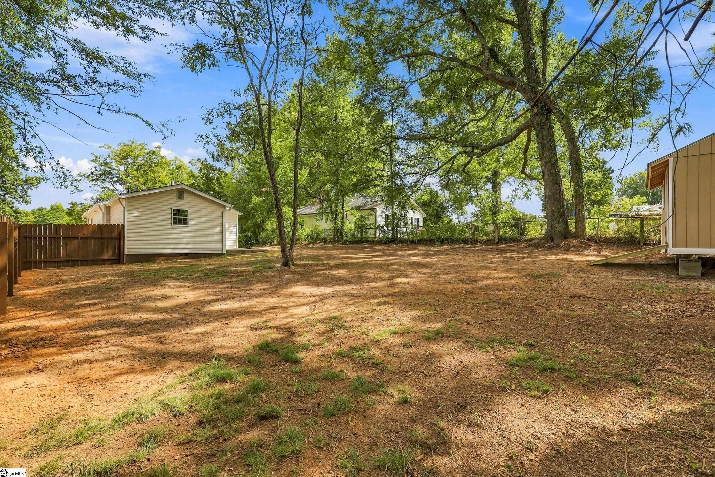 140 Simpson Avenue Property Photo 25