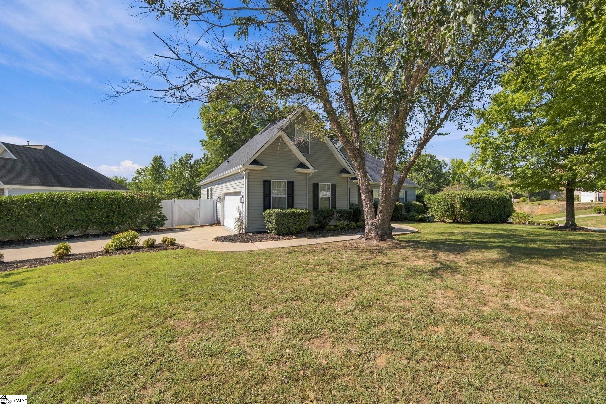 255 Wood River Way Property Photo 4