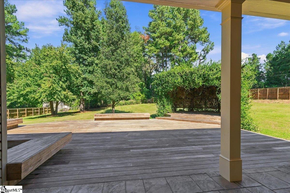 101 C And S Drive Property Photo 23