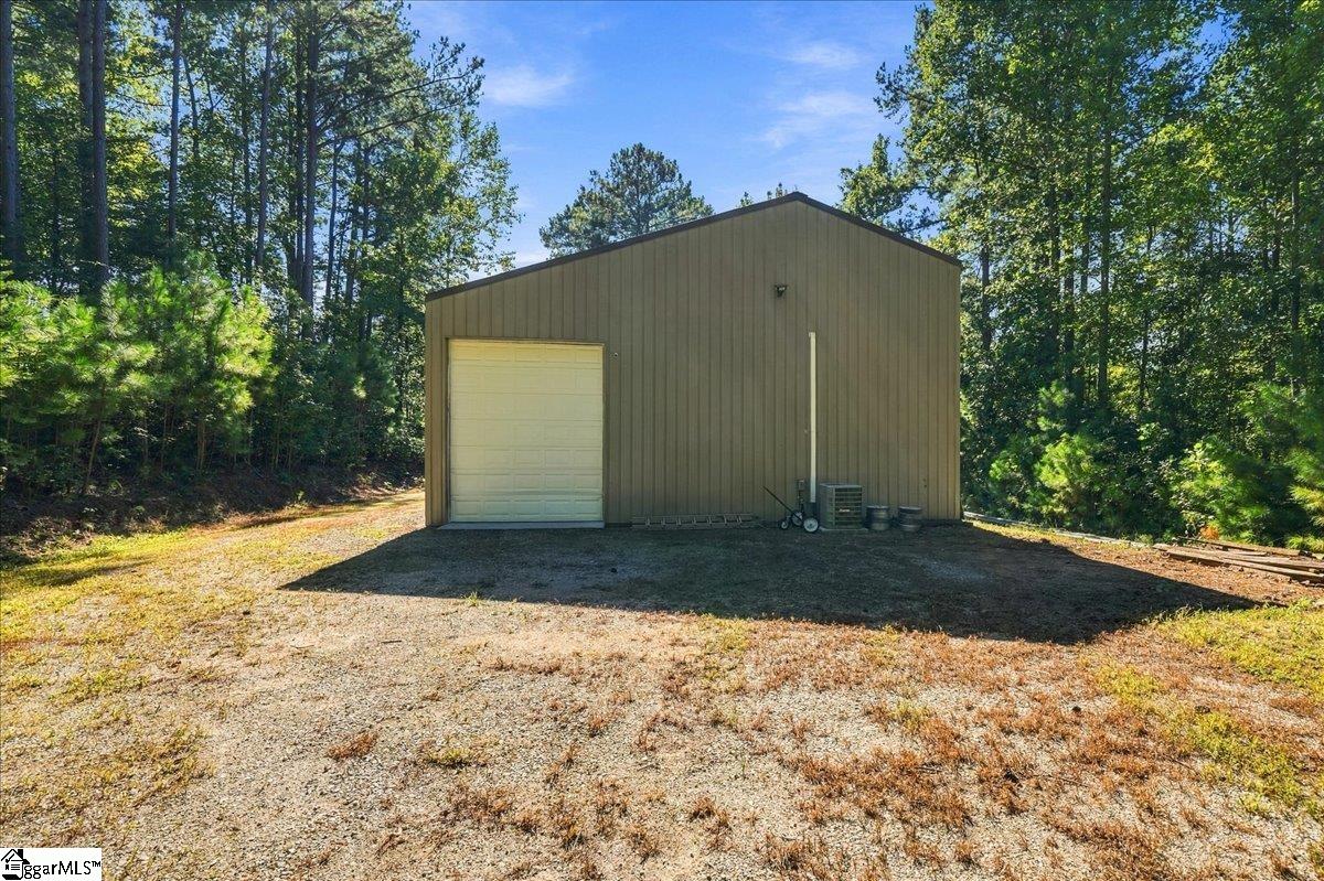 101 C And S Drive Property Photo 35