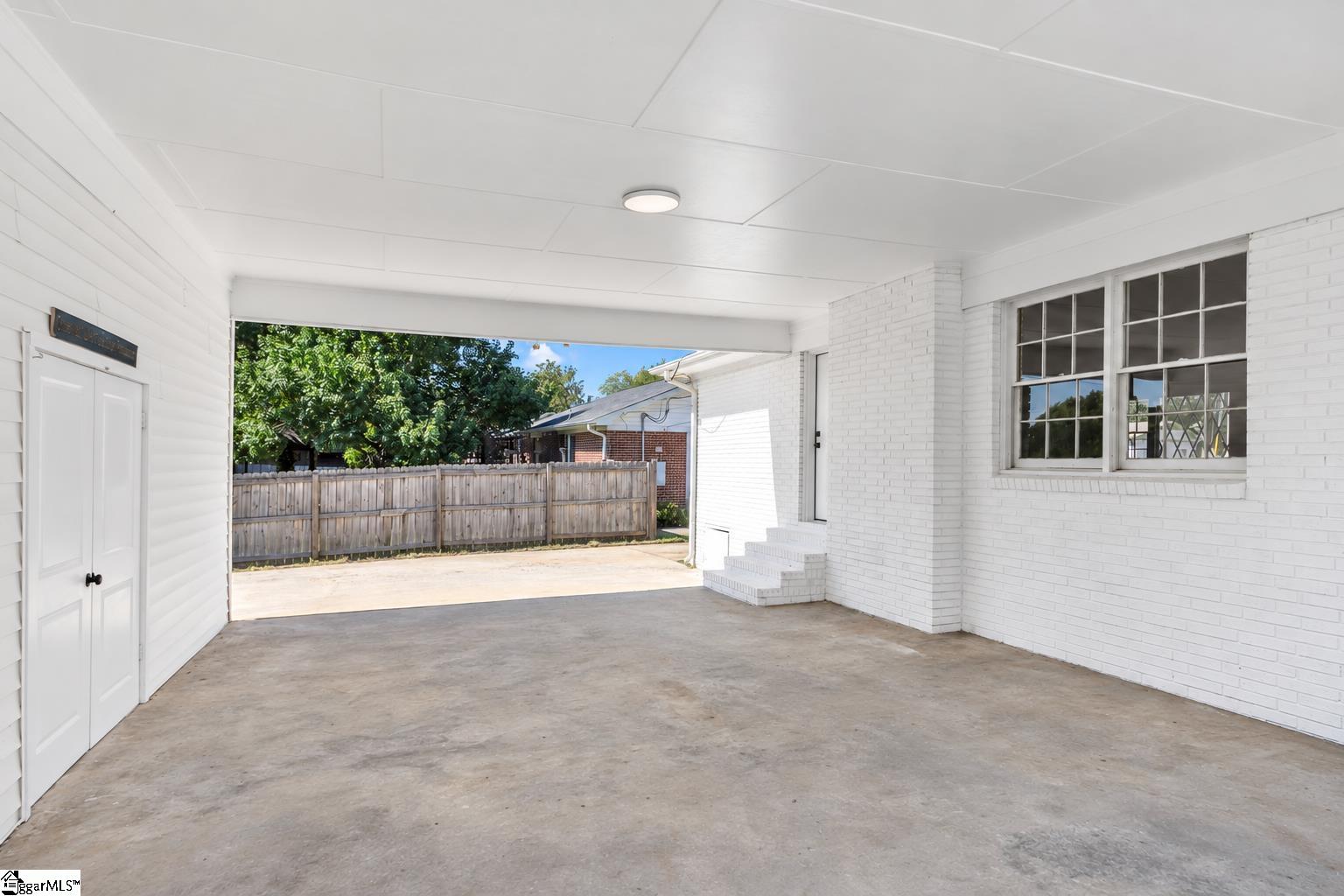 602 Avon Drive Property Photo 18