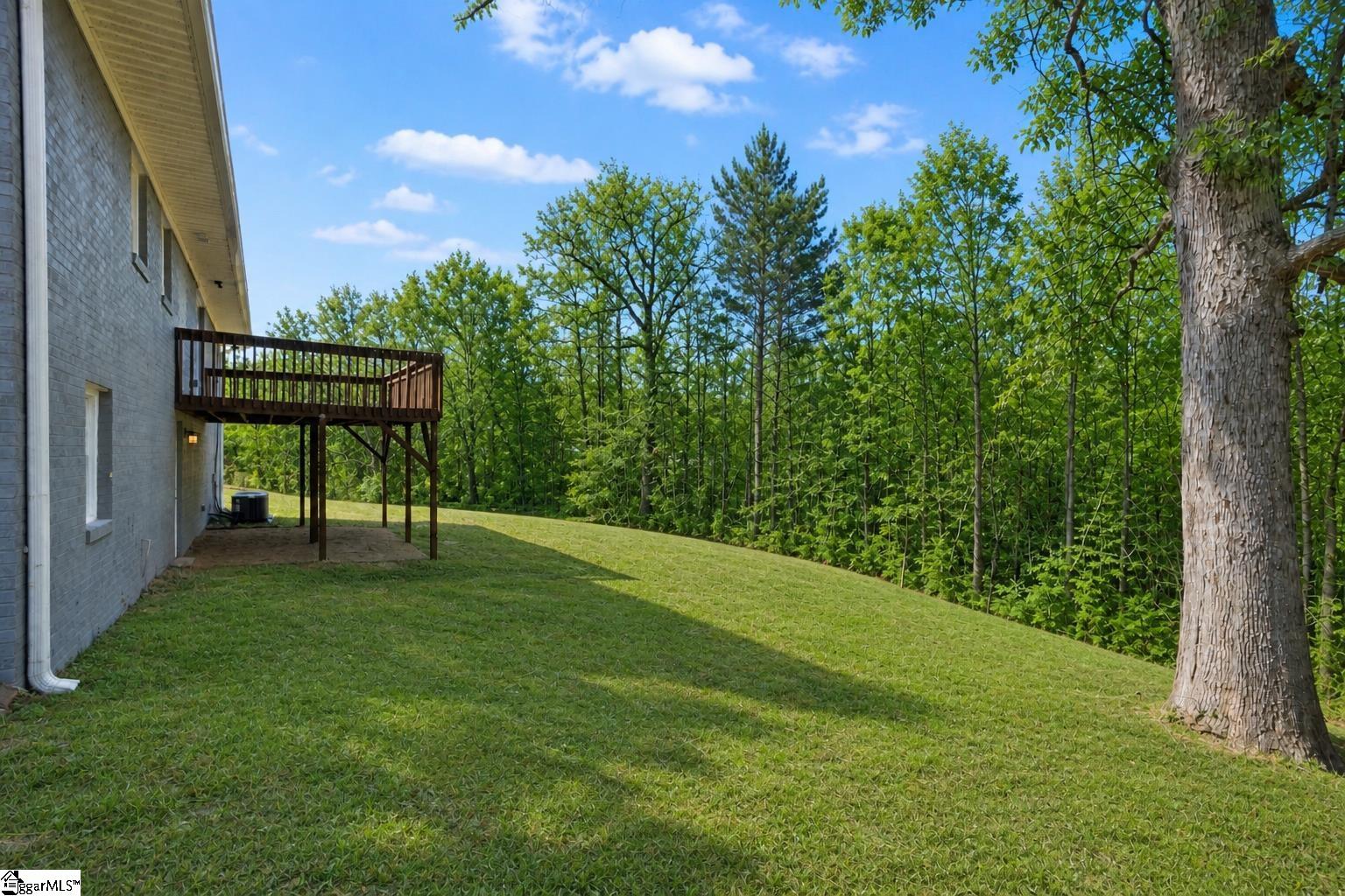 115 Pinetree Lane Property Photo 34