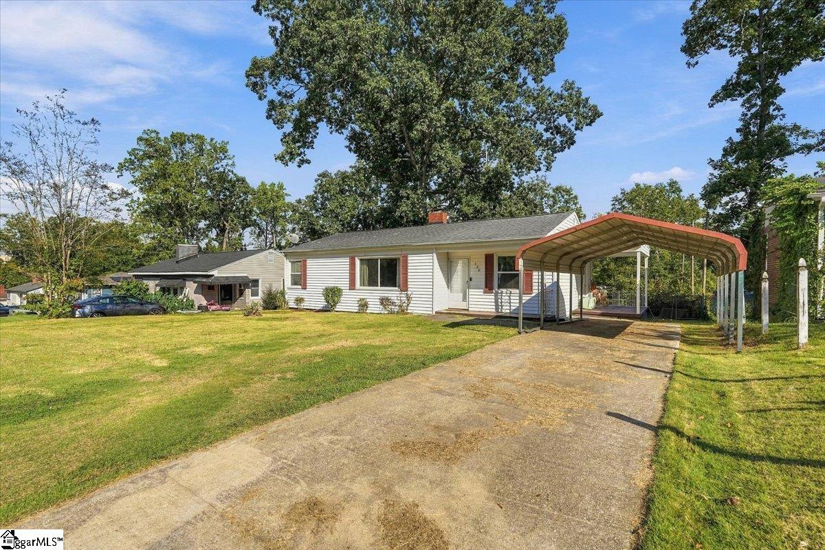 130 Overbrook Court Property Photo 3