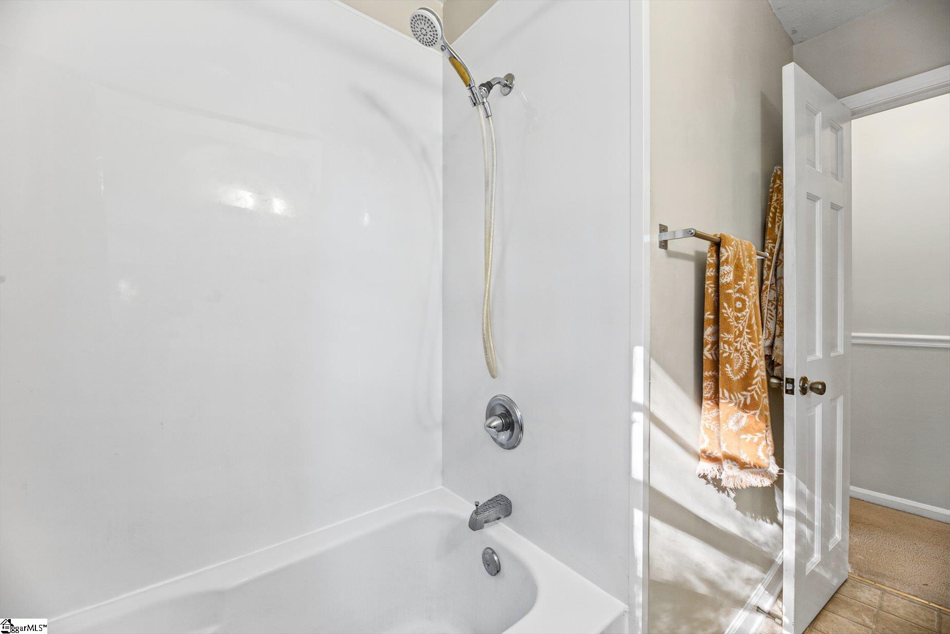 48 Carriage Drive Property Photo 15