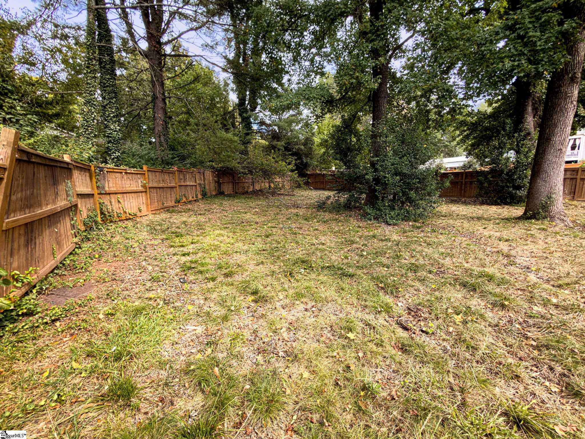 115 Sylvania Avenue Property Photo 3