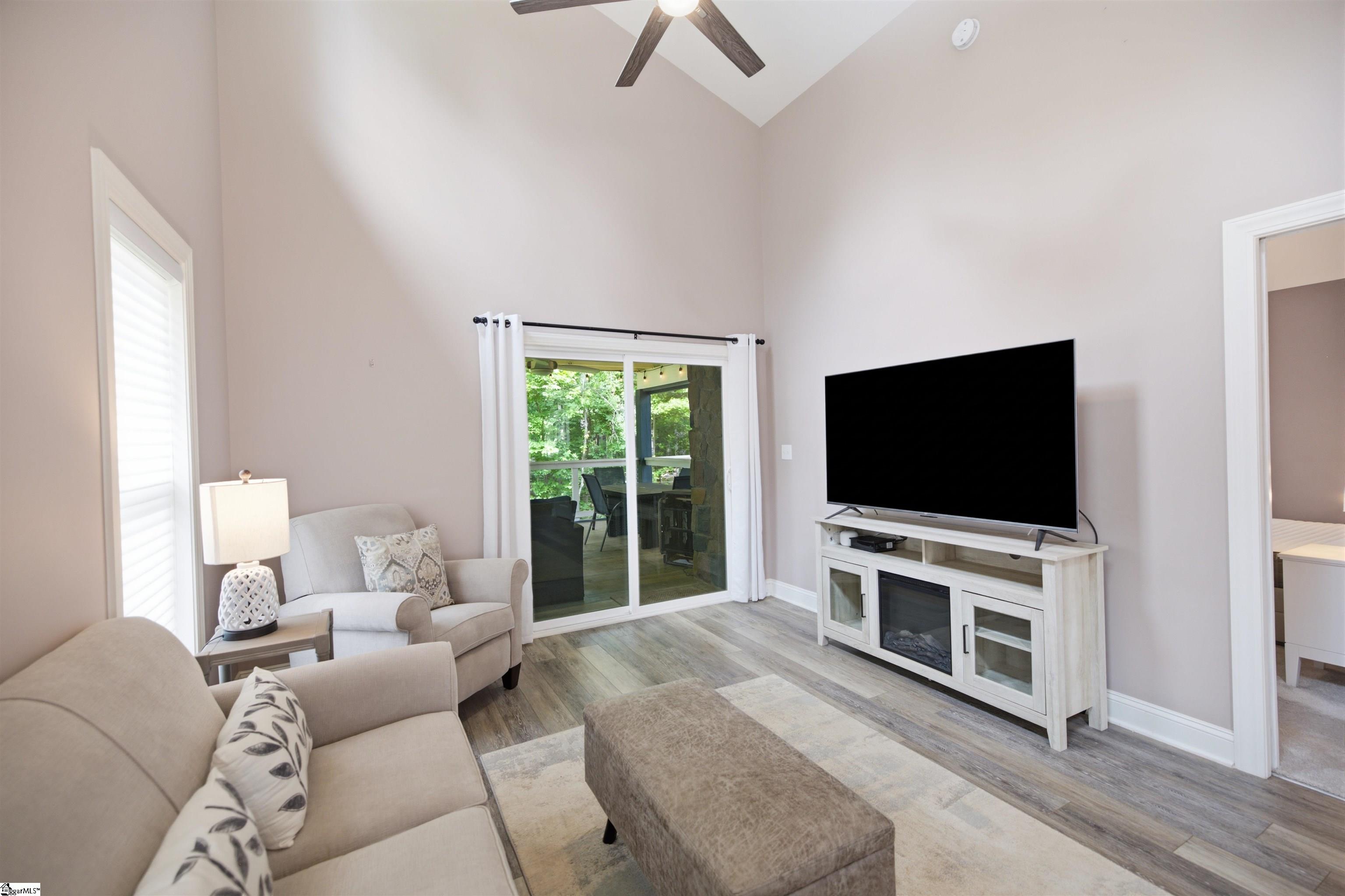 106 Jarrett Road Property Photo 14