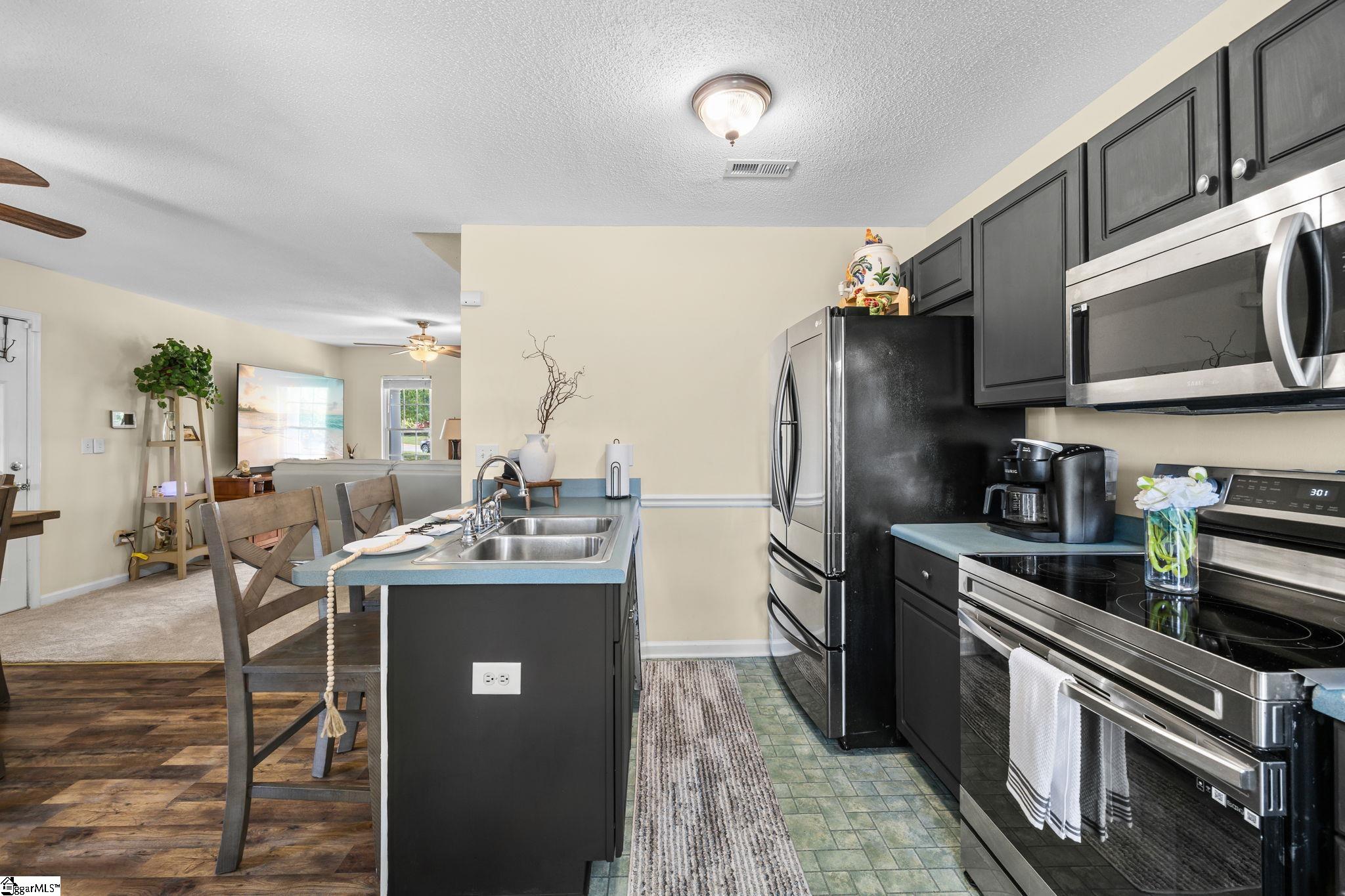 104 Foghorn Court Property Photo 7