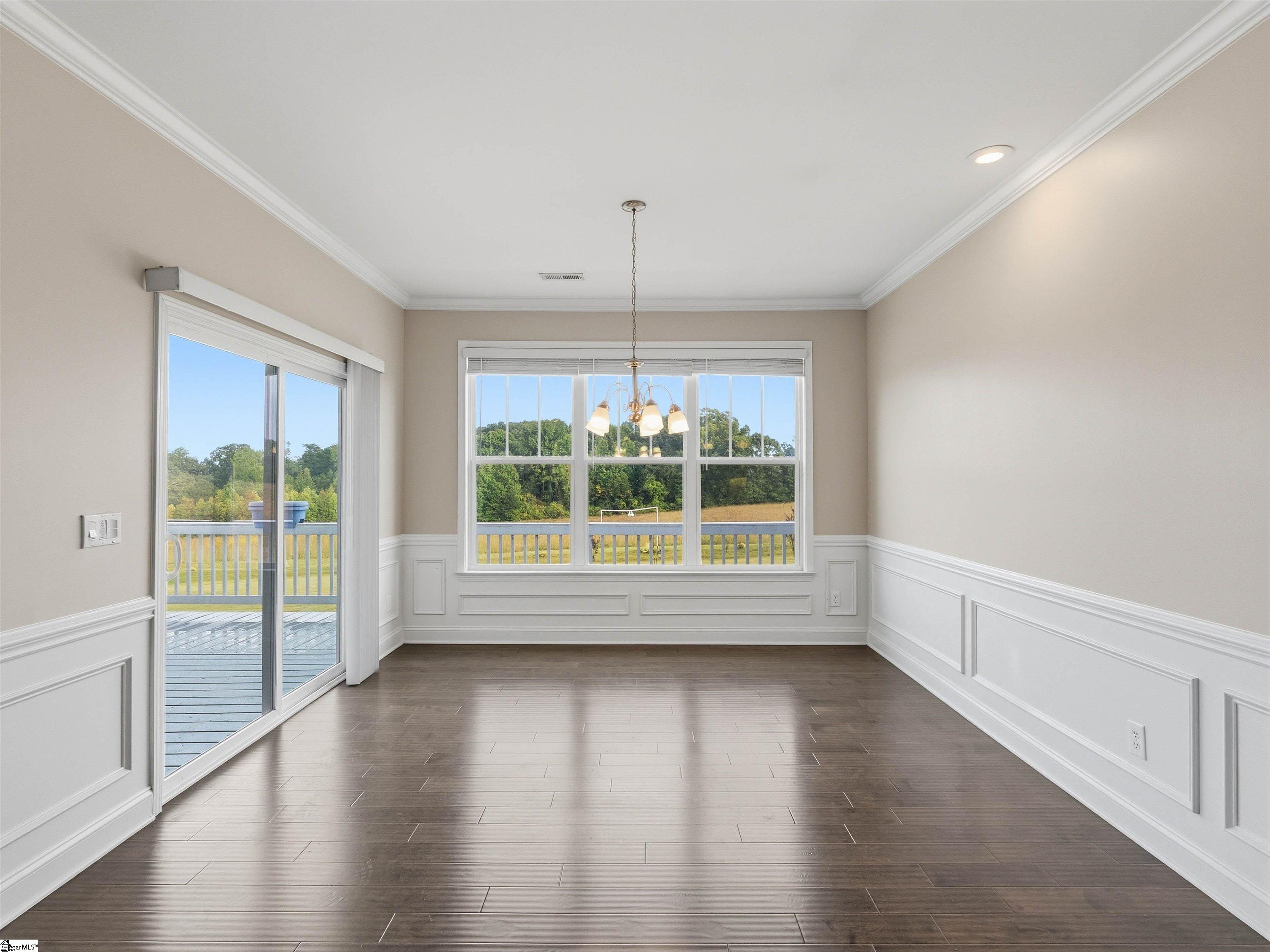 210 Claridge Way Property Photo 12