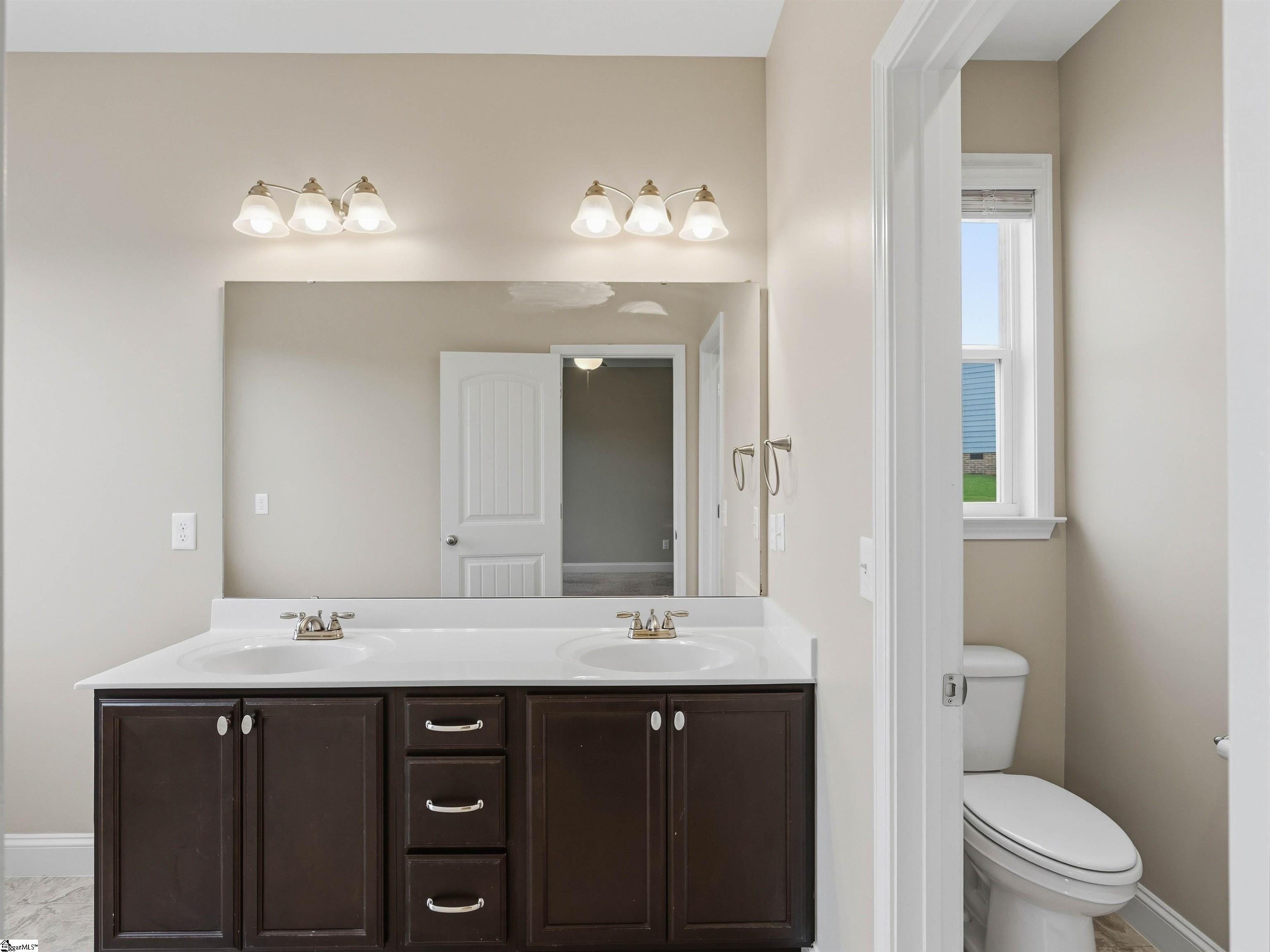 210 Claridge Way Property Photo 21