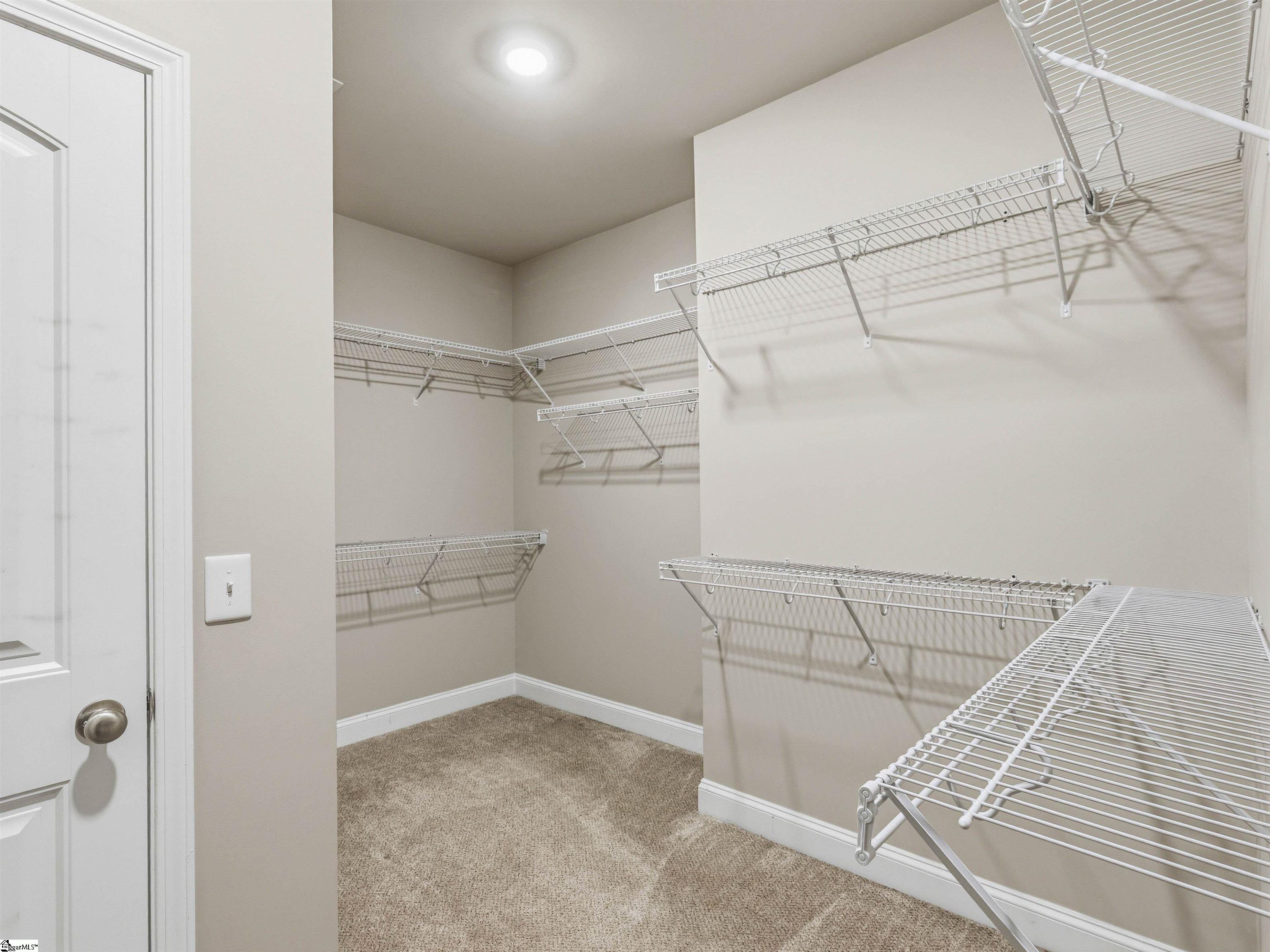 210 Claridge Way Property Photo 25
