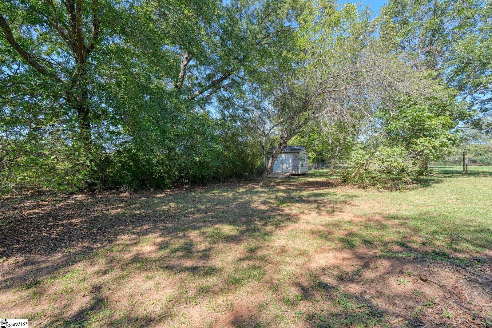 404 Cresthaven Drive Property Photo 41