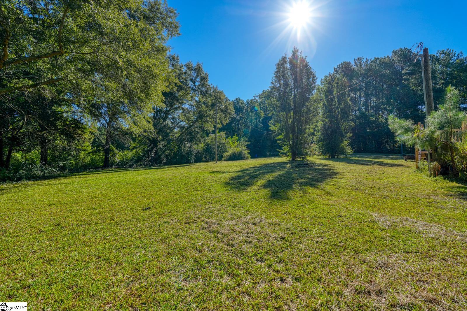 8485 Cross Anchor Road Property Photo 2