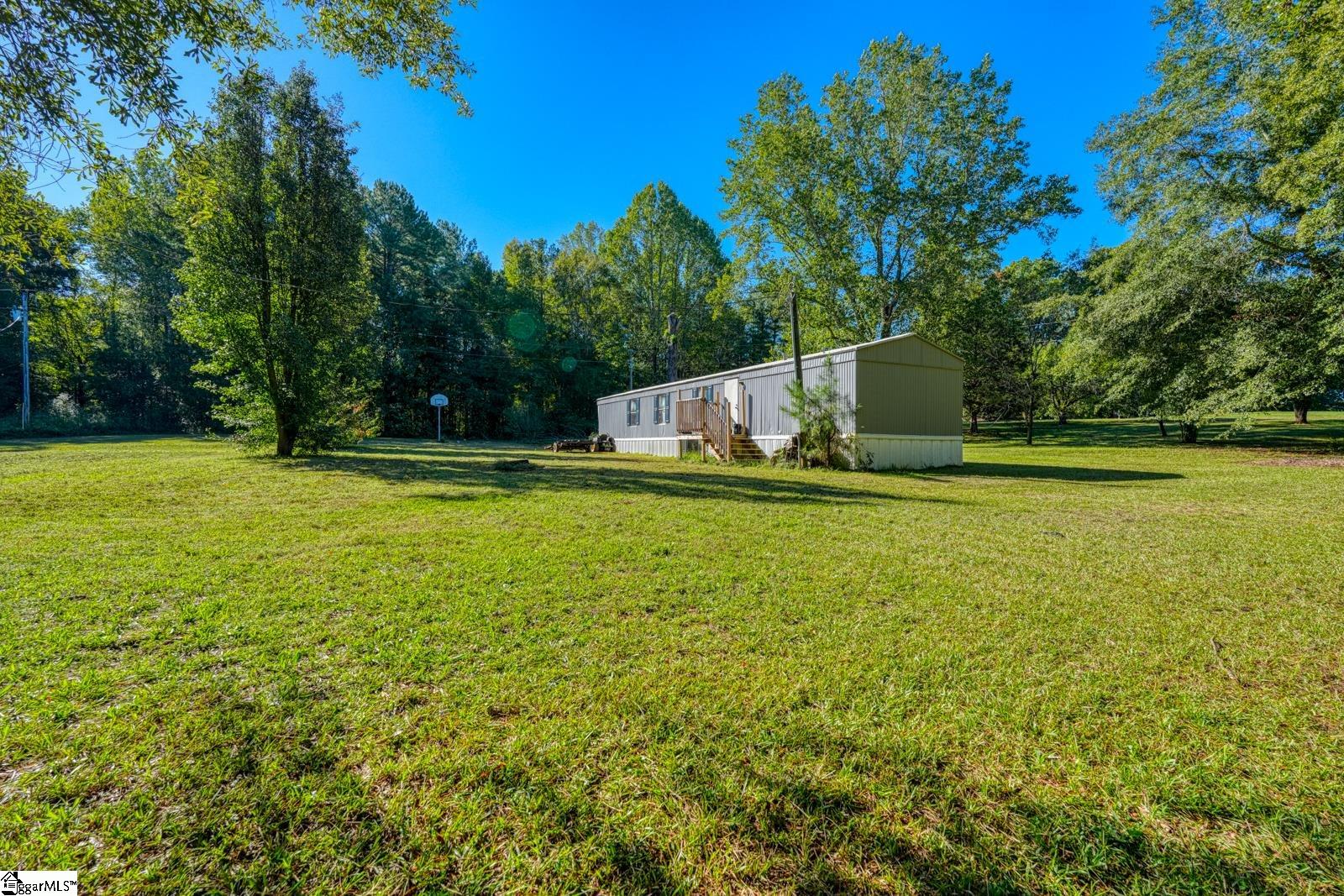8485 Cross Anchor Road Property Photo 3