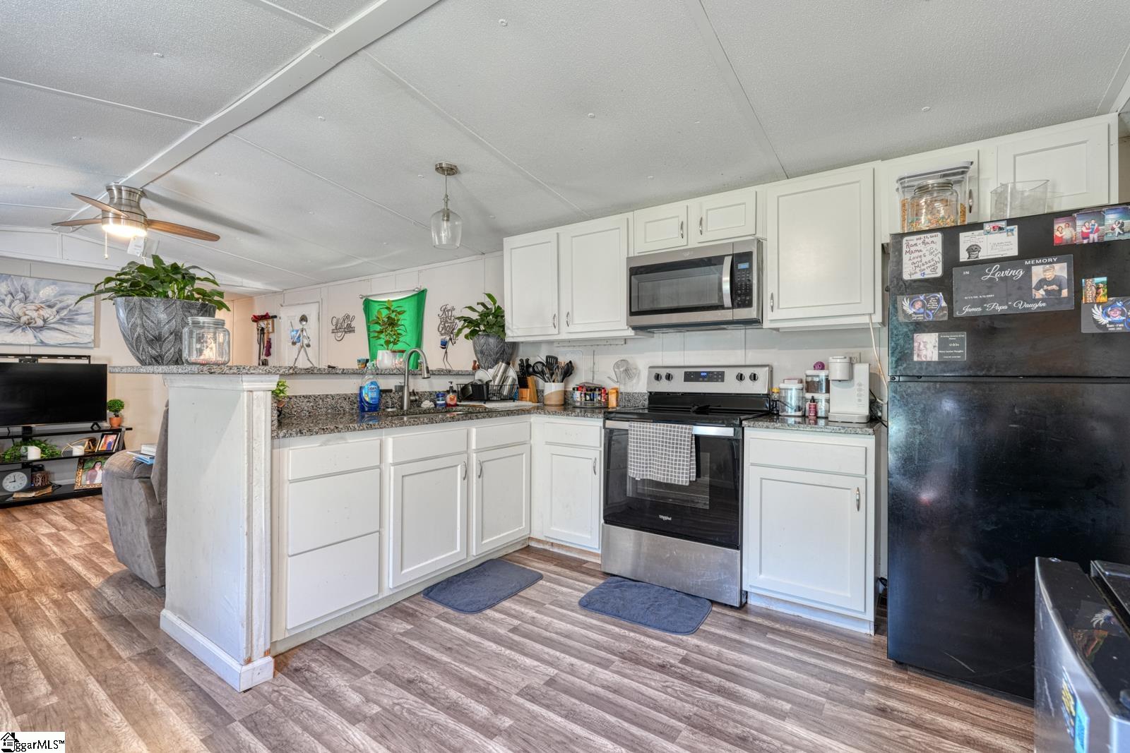8485 Cross Anchor Road Property Photo 8
