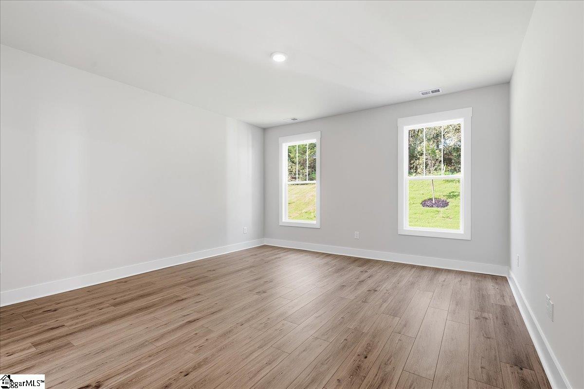127 Beaverdam Creek Drive Property Photo 14
