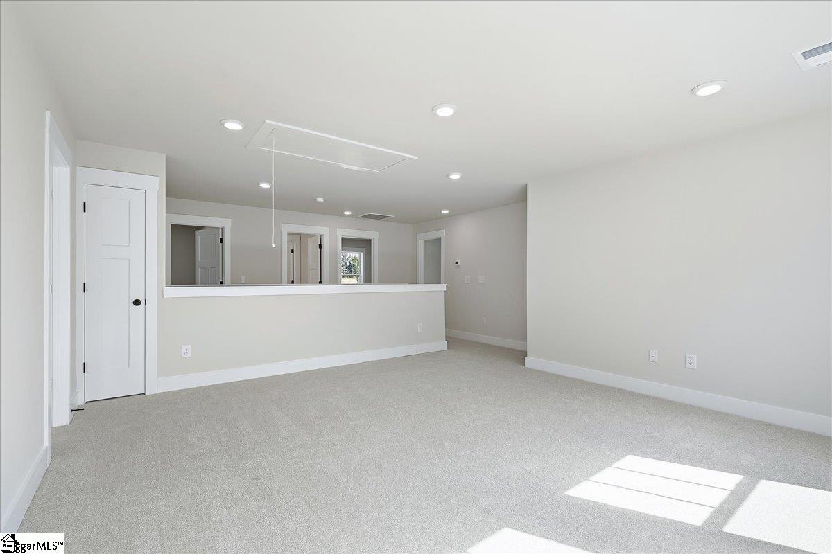 127 Beaverdam Creek Drive Property Photo 20
