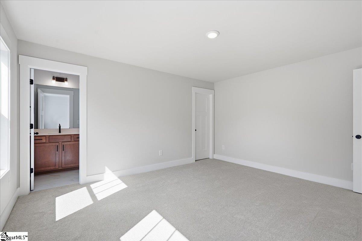 127 Beaverdam Creek Drive Property Photo 23
