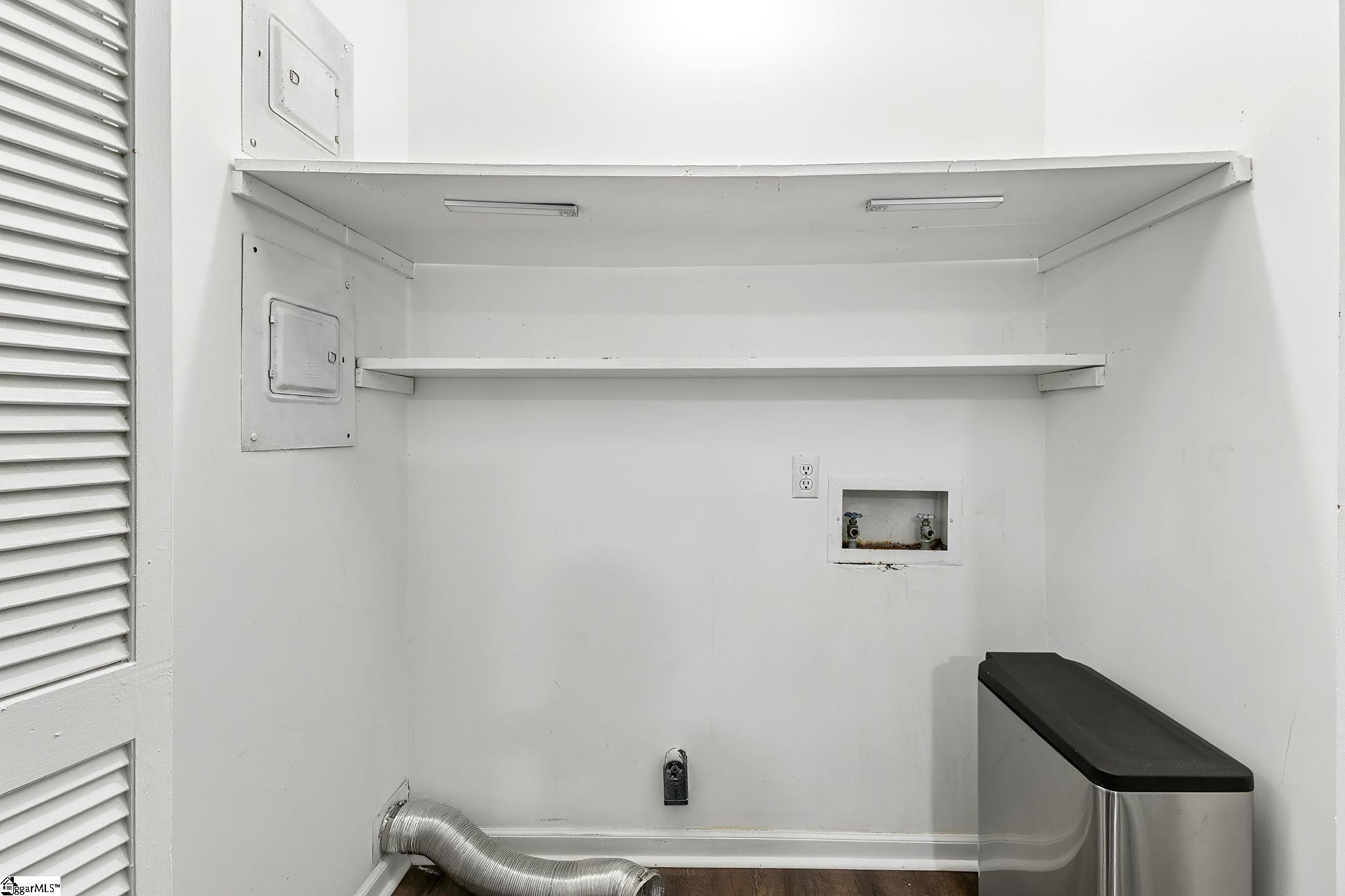 200 Lanewood Drive Property Photo 19