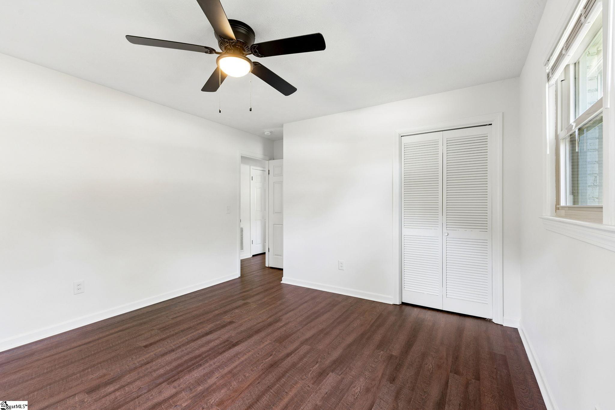 200 Lanewood Drive Property Photo 29