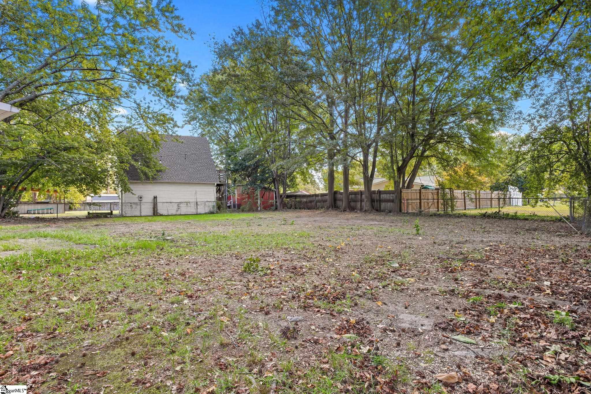 200 Lanewood Drive Property Photo 34