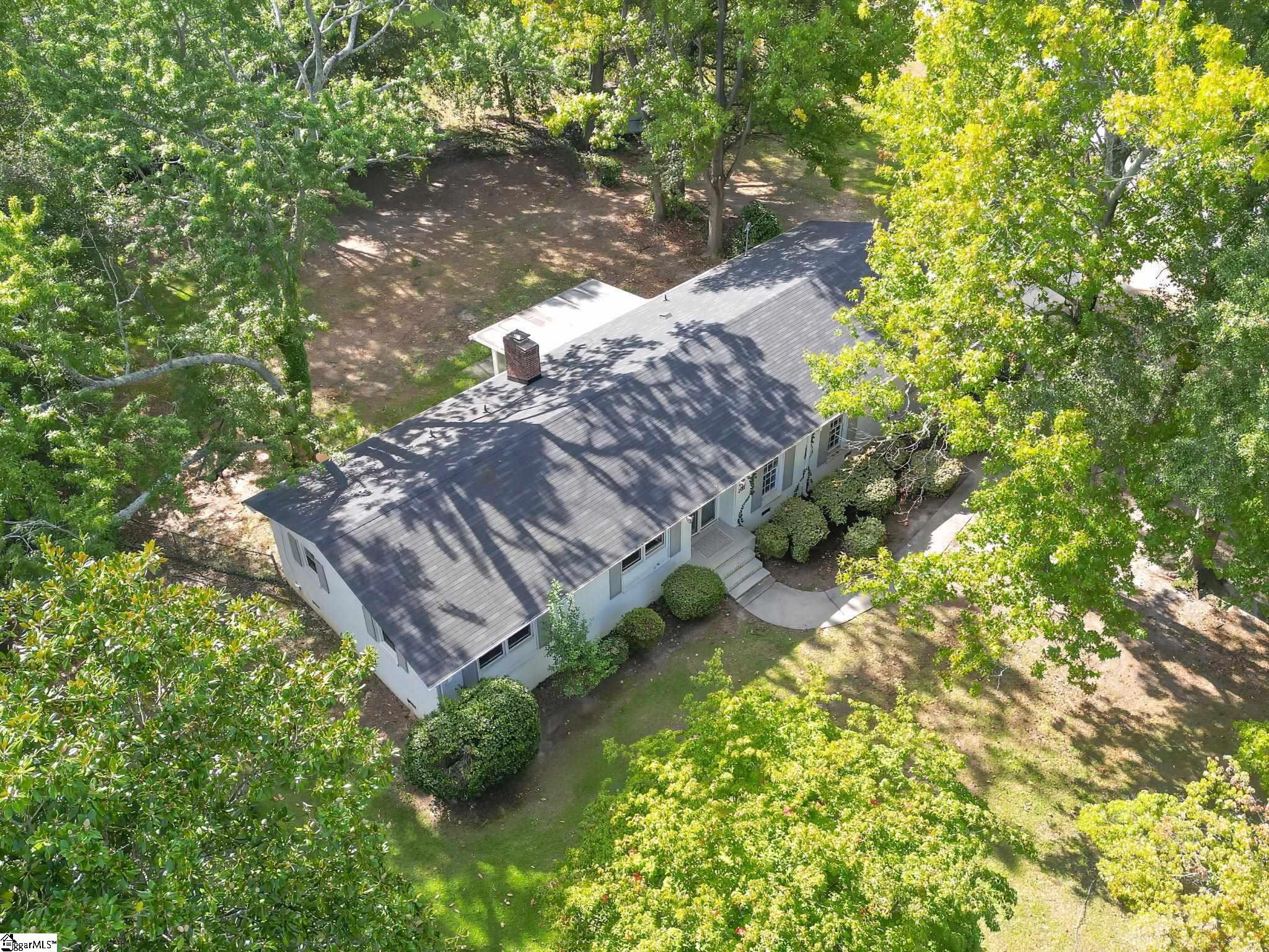 200 Lanewood Drive Property Photo 37