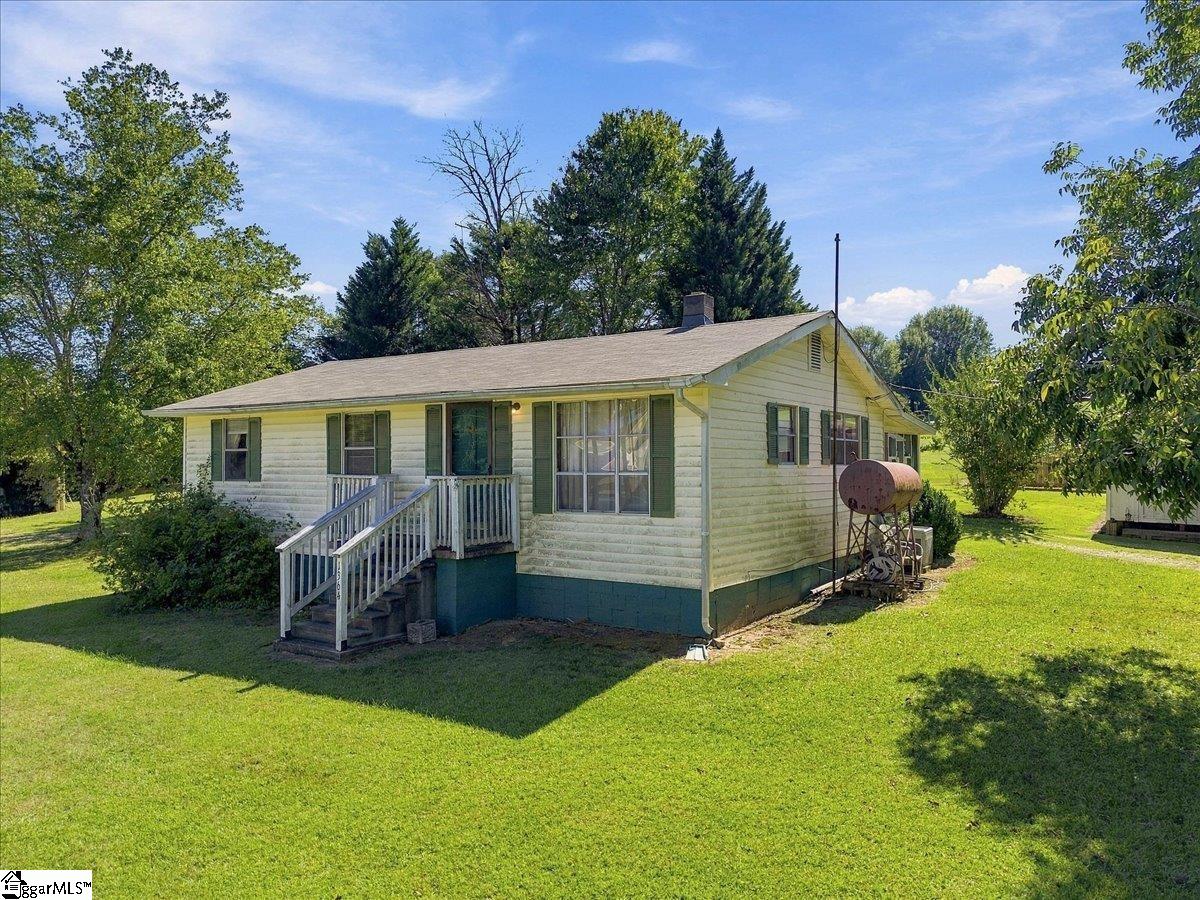 1360 Old Mill Road Property Photo 3