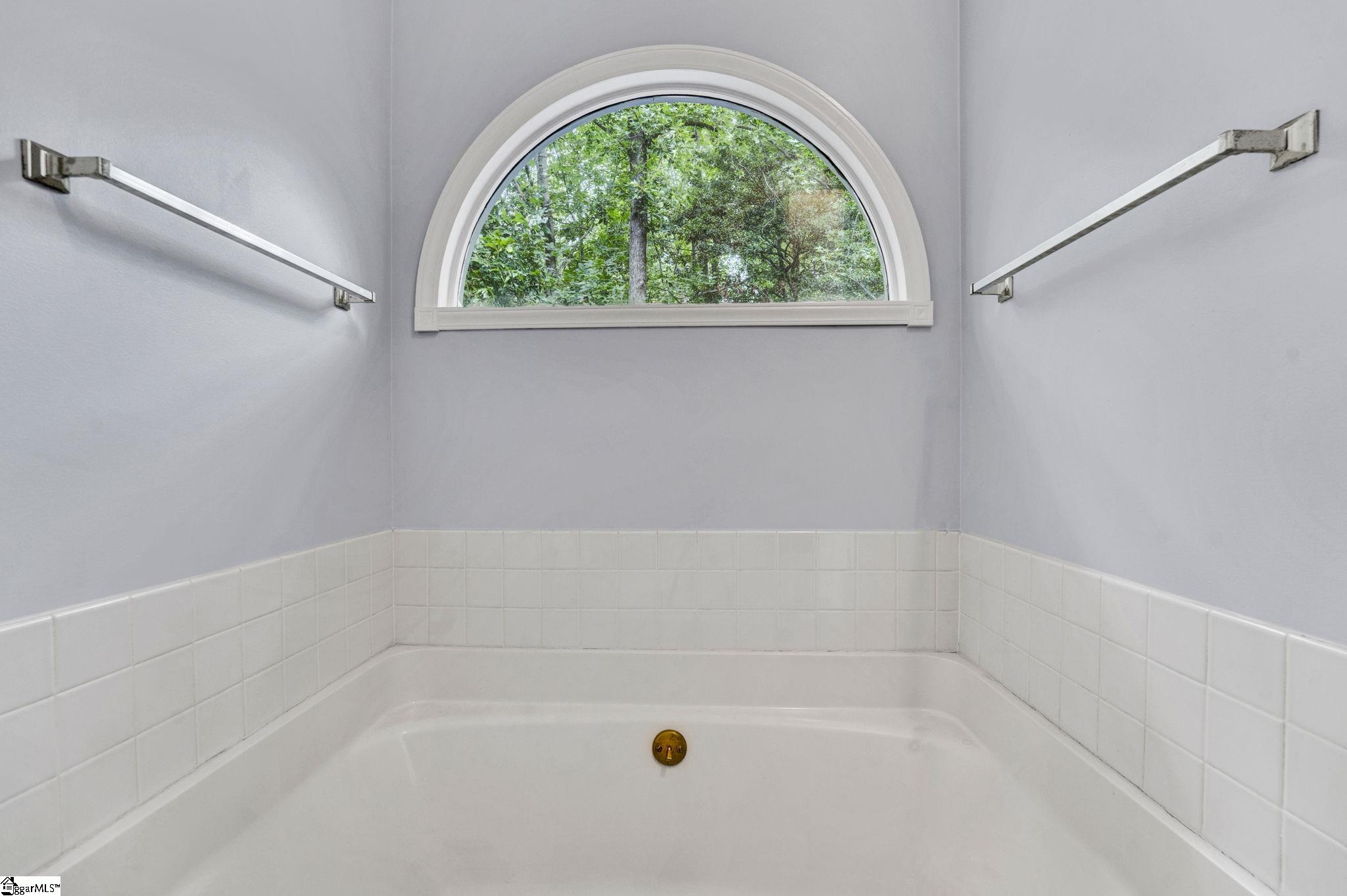 2 Moss Spring Court Property Photo 20