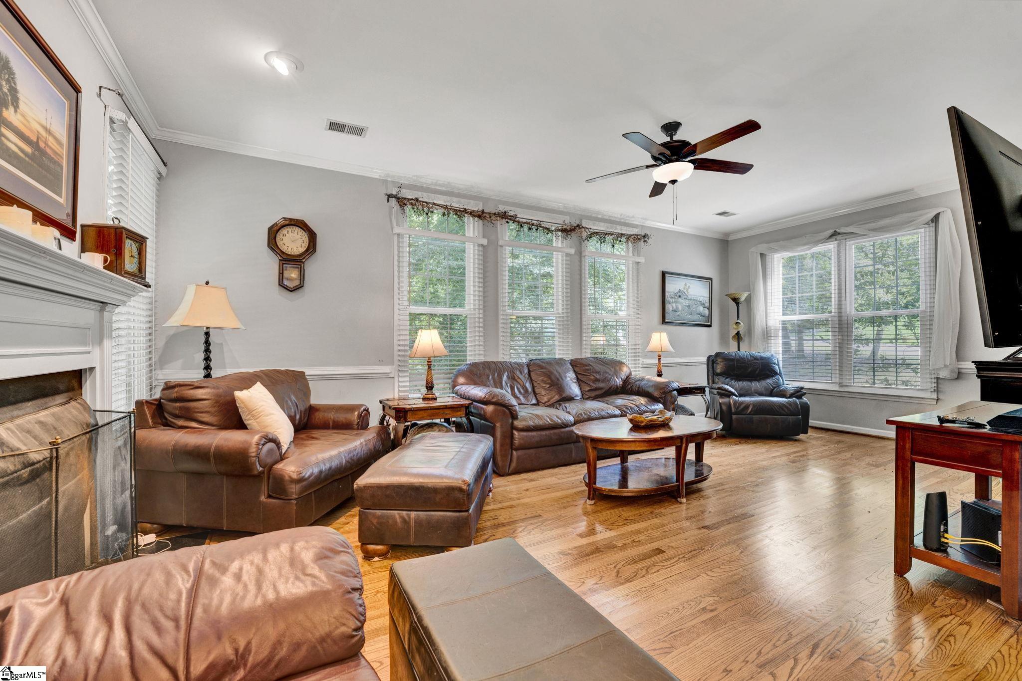 2 Moss Spring Court Property Photo 32